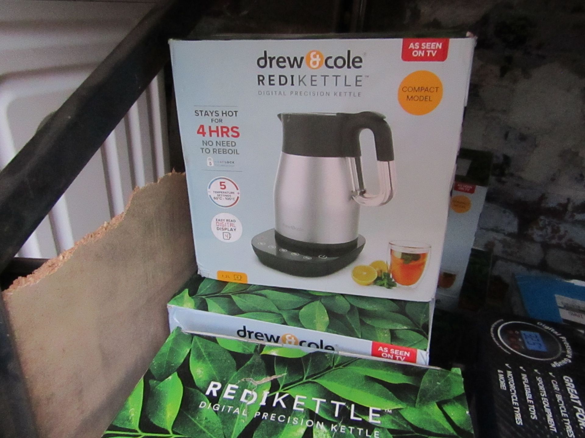 | 7X | DREW AND COLE REDI KETTLE | UNCHECKED AND BOXED | NO ONLINE RESALE | SKU C5060541513587 | RRP