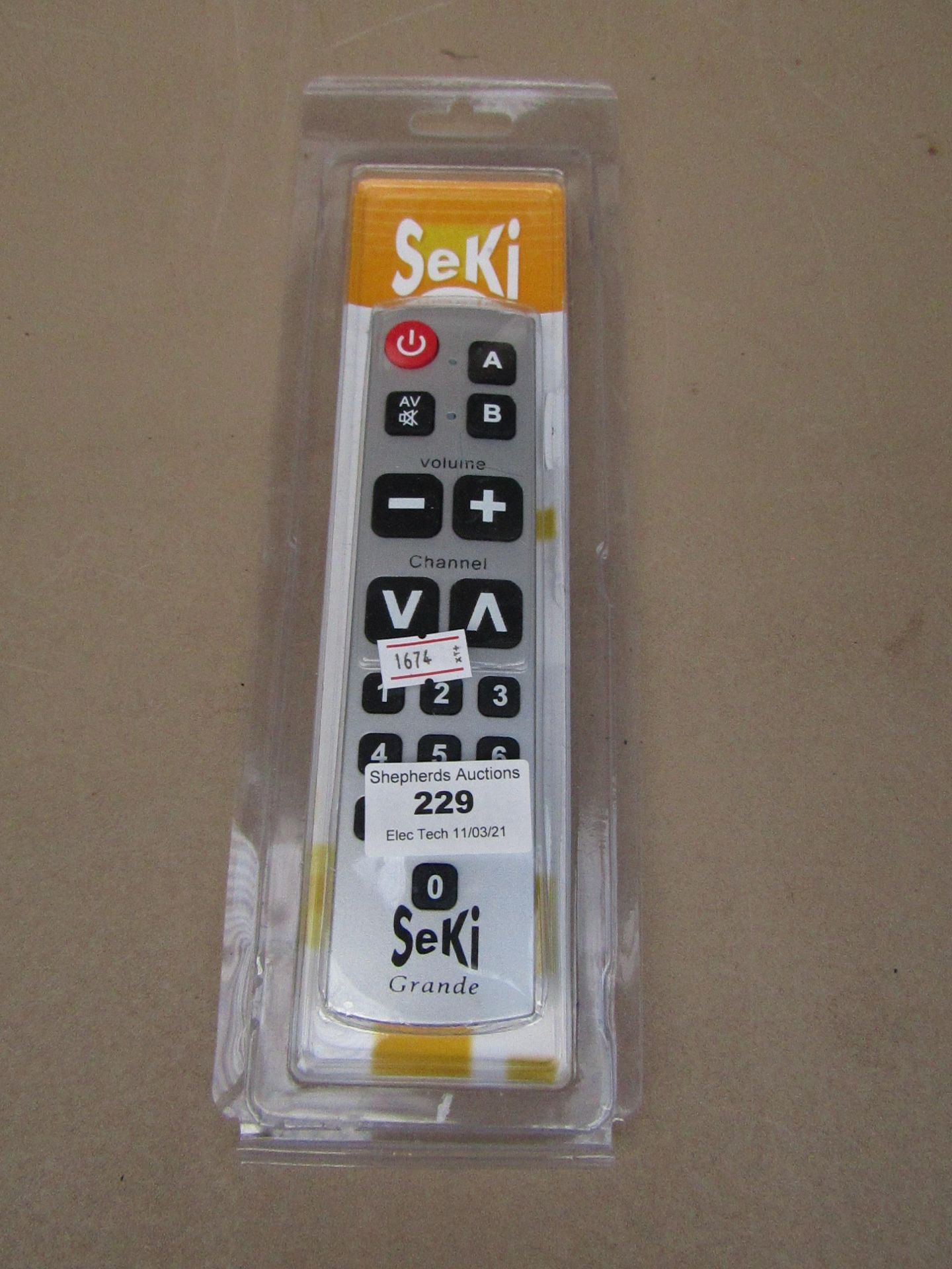 Seki Big Button remote control, uncehcked in packaging