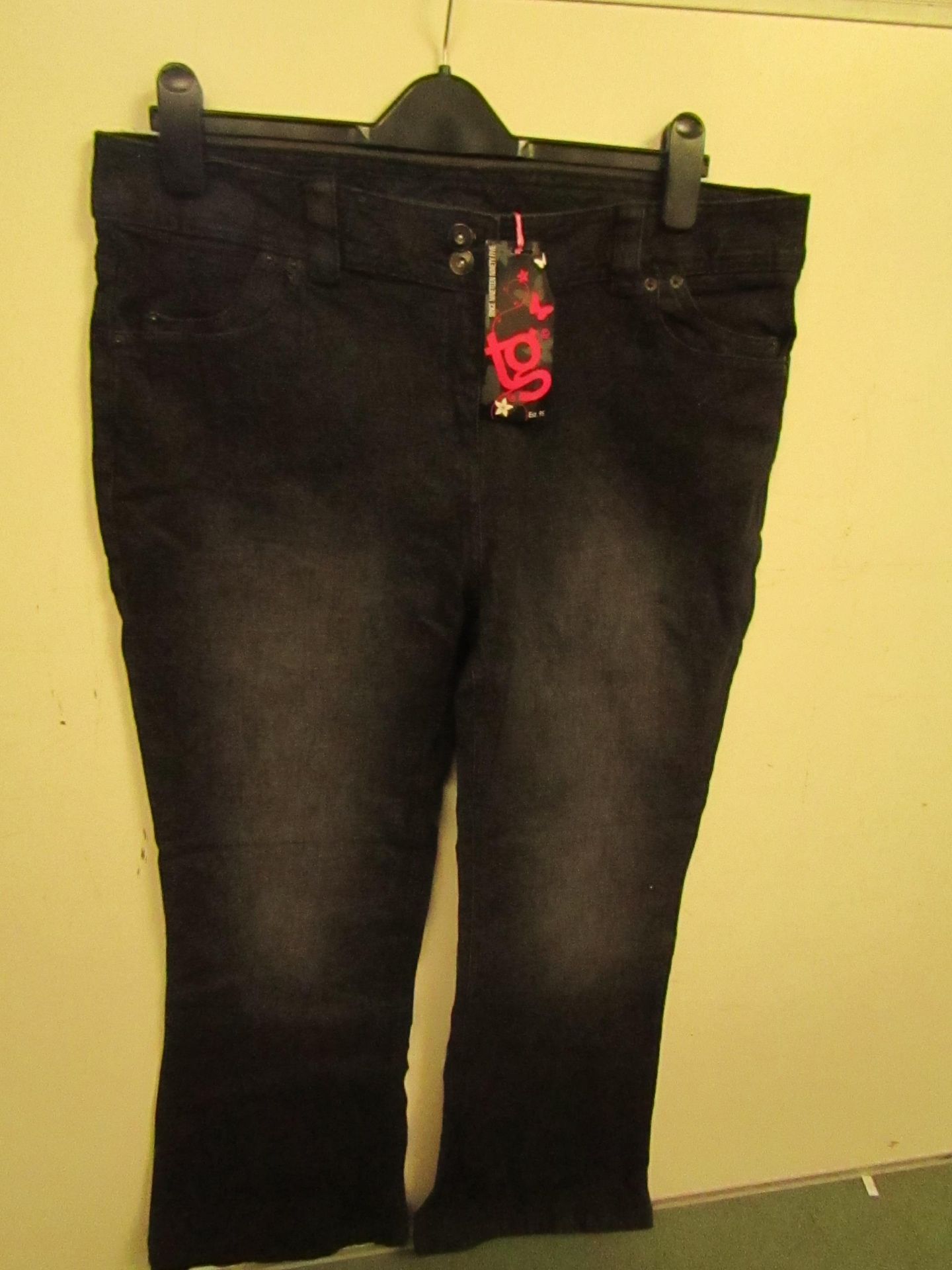 1 x TG ladies Black Denim Jeans size 16 new & packaged