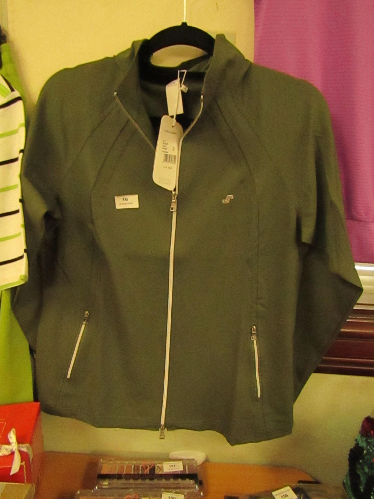 1 x Joy Sportswear Jacket size 38 new with tag see image for design