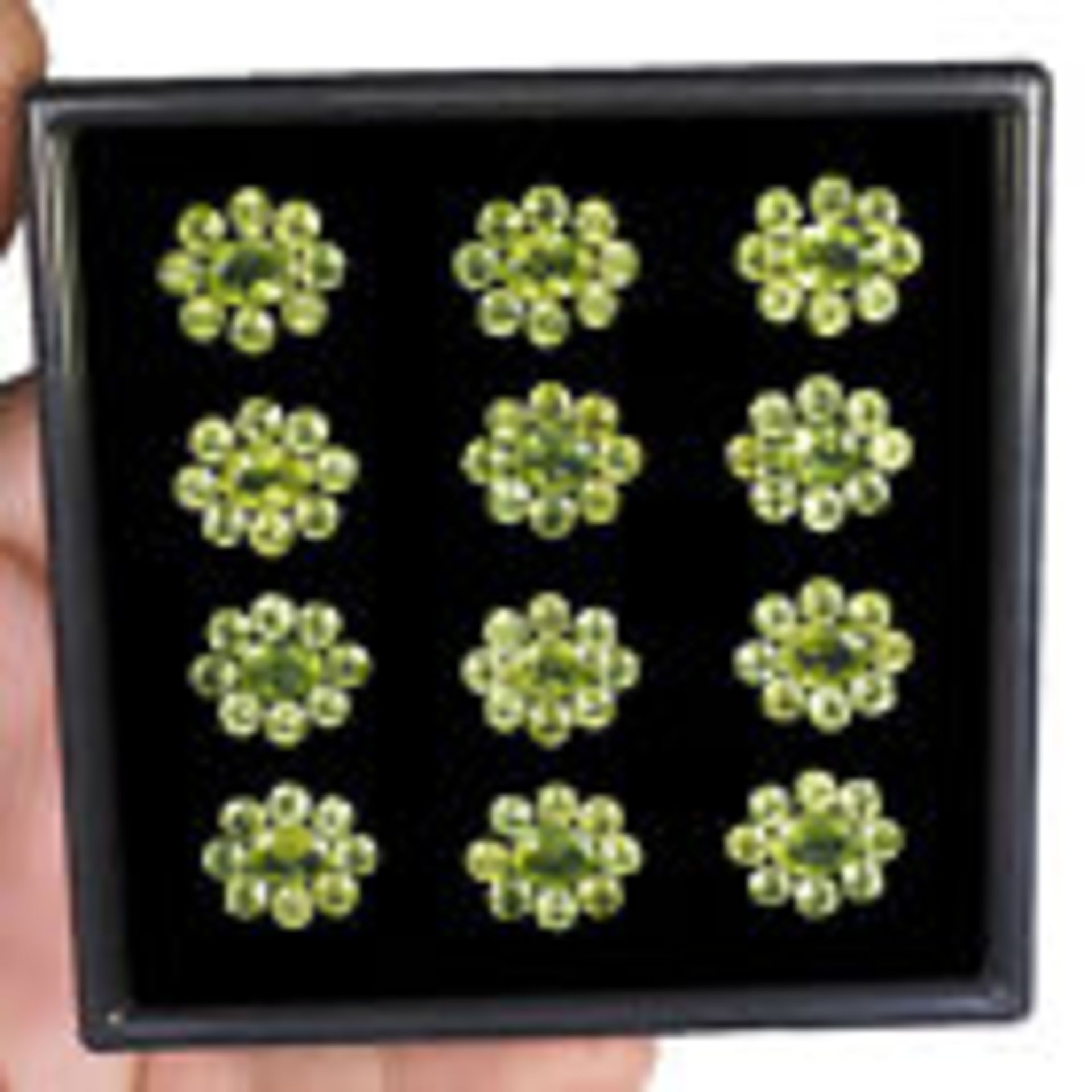 IGL&I Certified - Natural Peridot - Huge 45.30 Carats - 108 Pieces - Average retail value £19,904.05