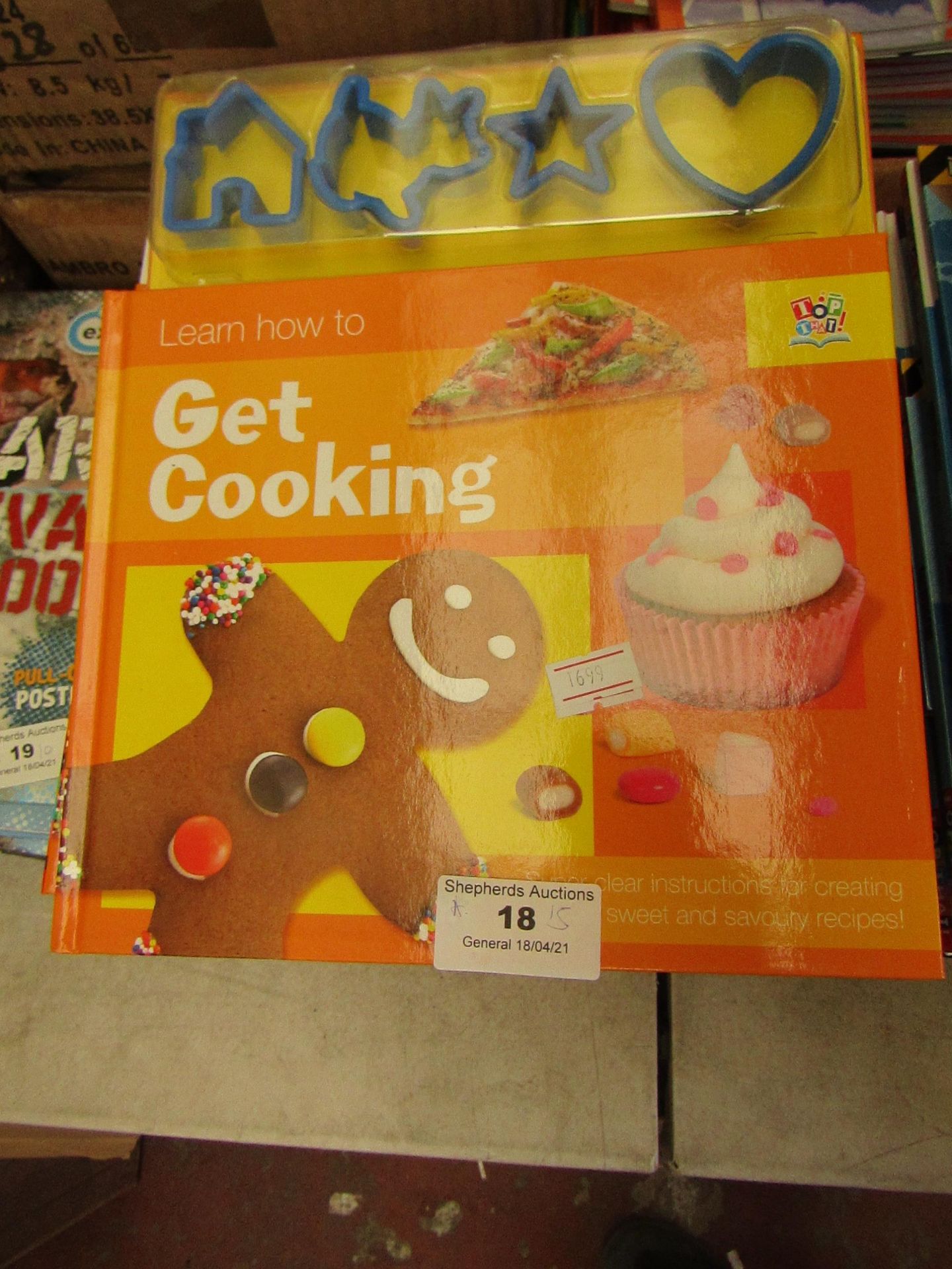 15x Top That! Get Cooking cook book, new.