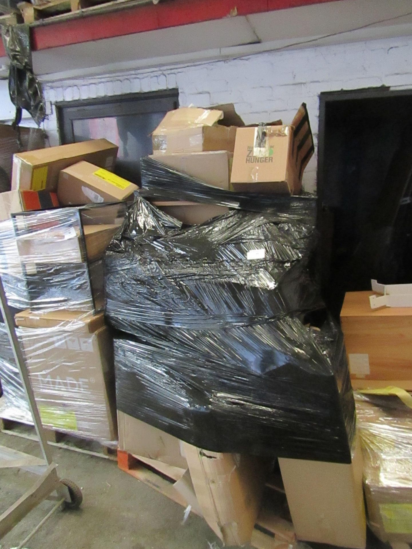 | 1X | PALLET OF FAULTY / MISSING PARTS / DAMAGED CUSTOMER RETURNS MADE.COM STOCK UNMANIFESTED |