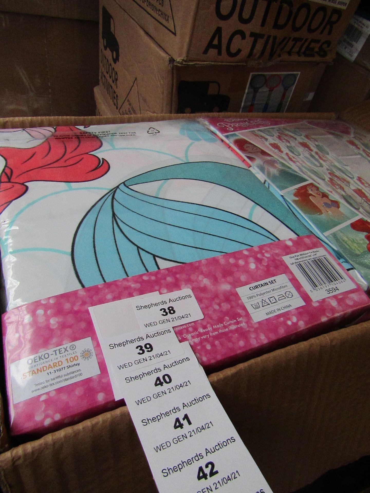 Disney Princess - Mermaid Curtain Set ( 168 x 137 cm ) - New & Packaged.