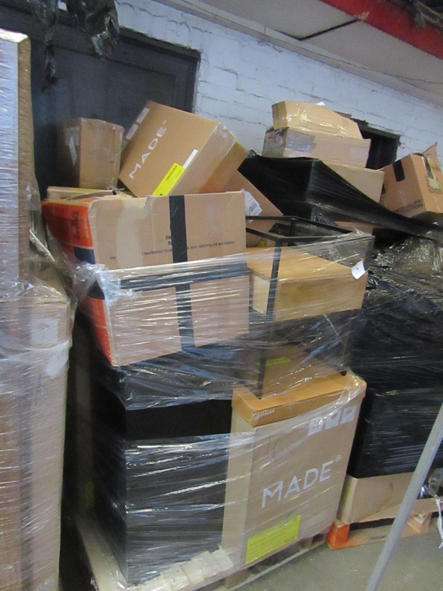 | 1X | PALLET OF FAULTY / MISSING PARTS / DAMAGED CUSTOMER RETURNS MADE.COM STOCK UNMANIFESTED |