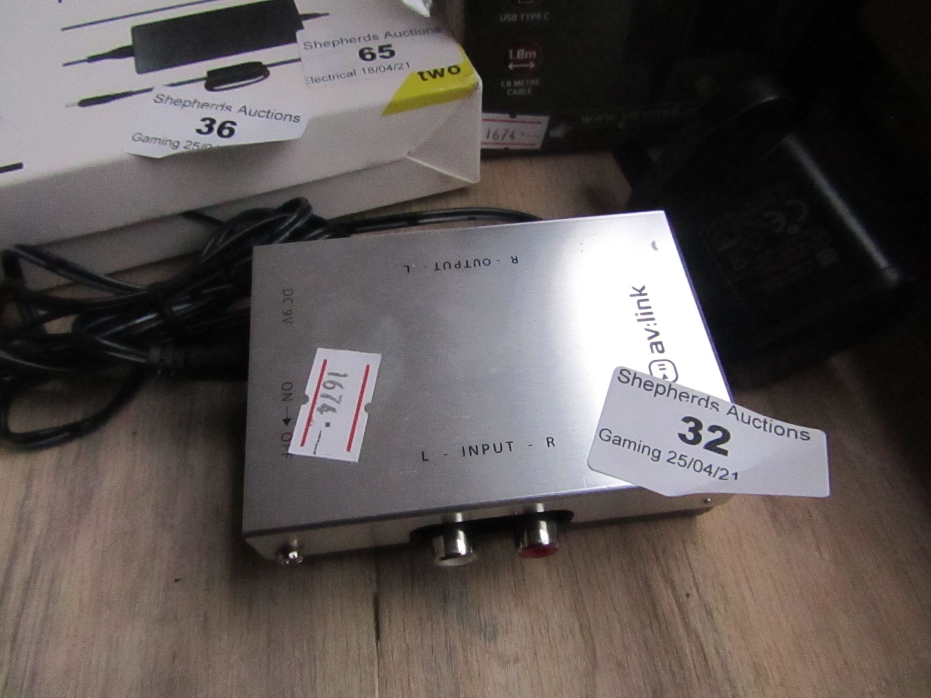 AV Link Pre-Amplifier for Turntables, Unchecked.