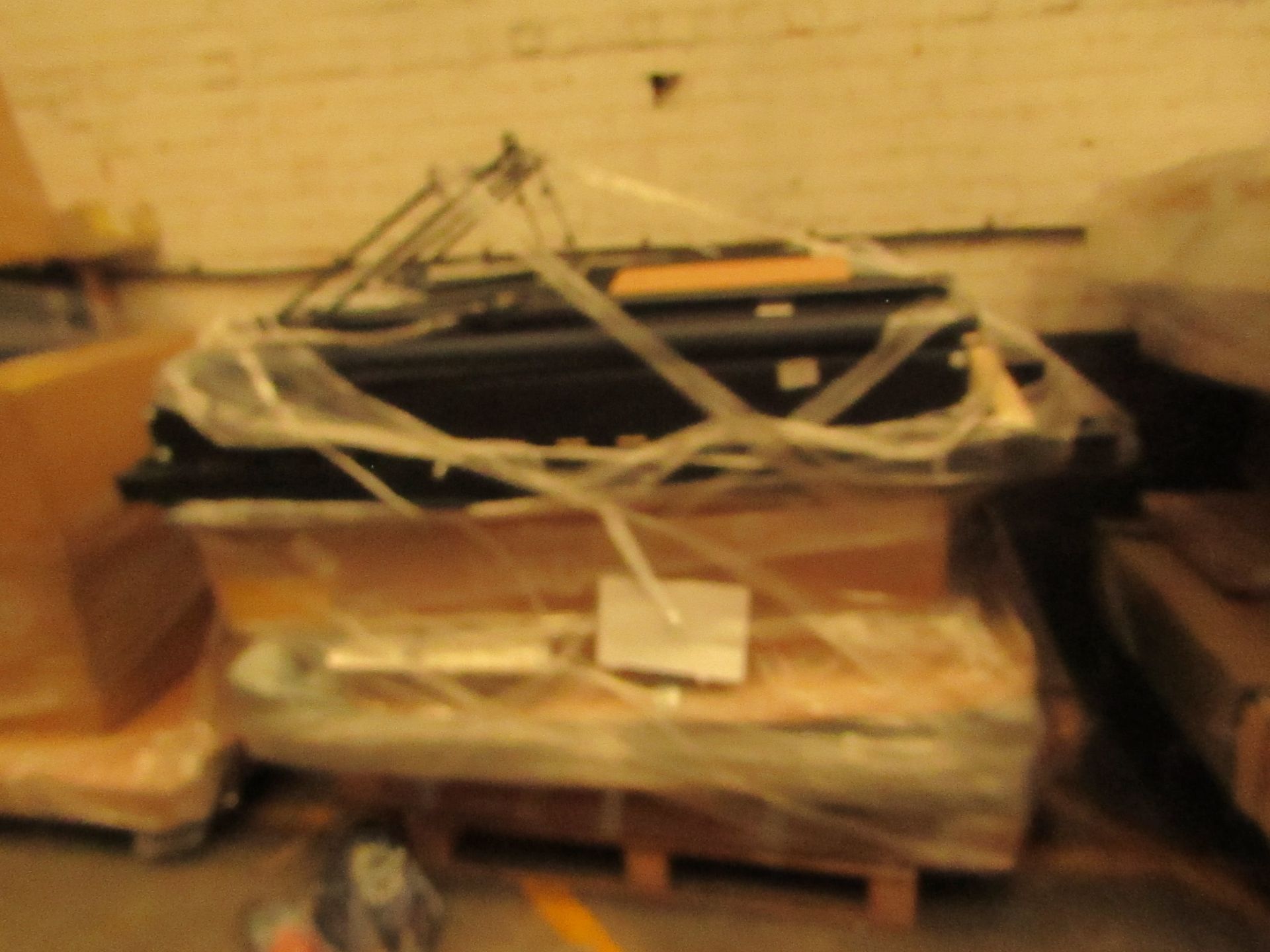 | 1X | PALLET OF FAULTY / MISSING PARTS / DAMAGED CUSTOMER RETURNS MADE.COM STOCK UNMANIFESTED |