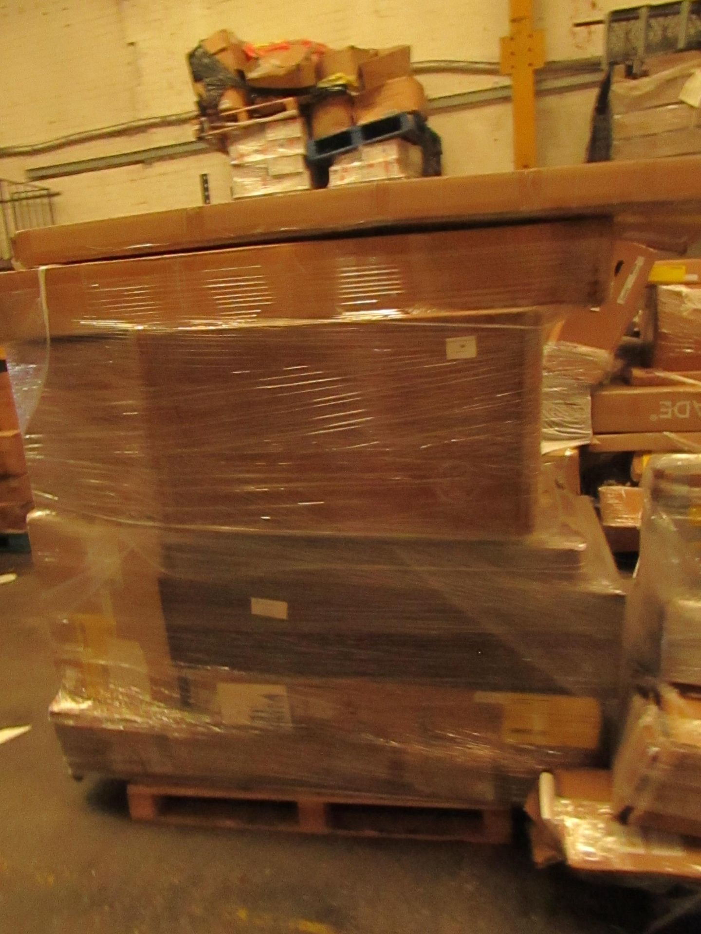 | 1X | PALLET OF FAULTY / MISSING PARTS / DAMAGED RAW CUSTOMER RETURNS MADE.COM STOCK UNMANIFESTED |