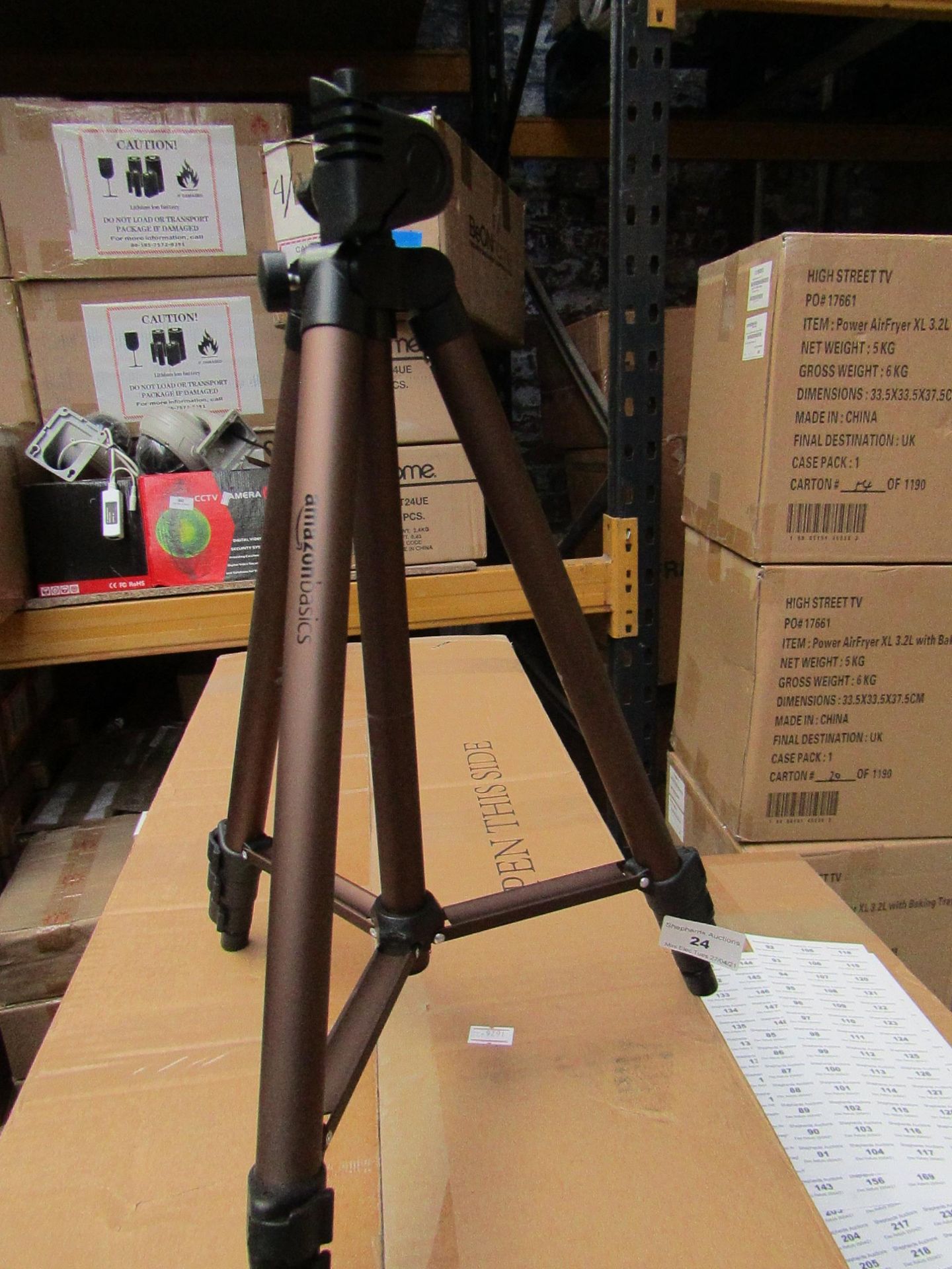 AmazonBasics Tripod | Unchecked & Packaged