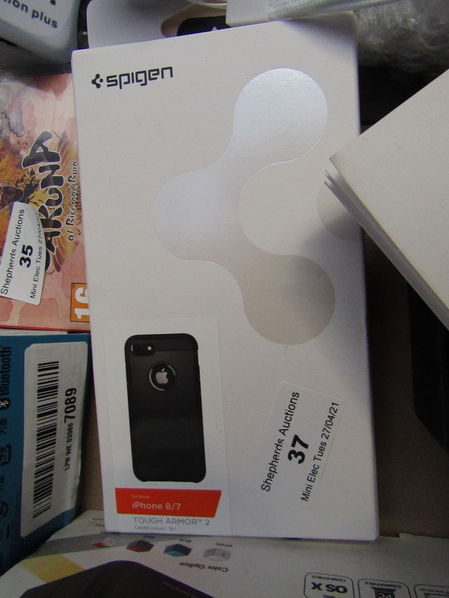 Spigen Touch Armor (Case), Compatible wth iPhone 8/7