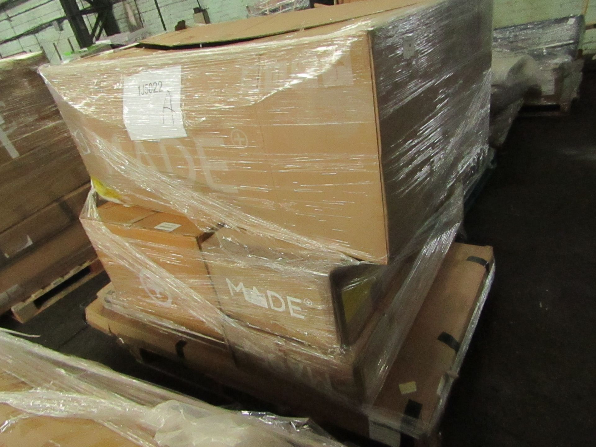 | 1X | PALLET OF FAULTY / MISSING PARTS / DAMAGED RAW CUSTOMER RETURNS MADE.COM STOCK UNMANIFESTED |