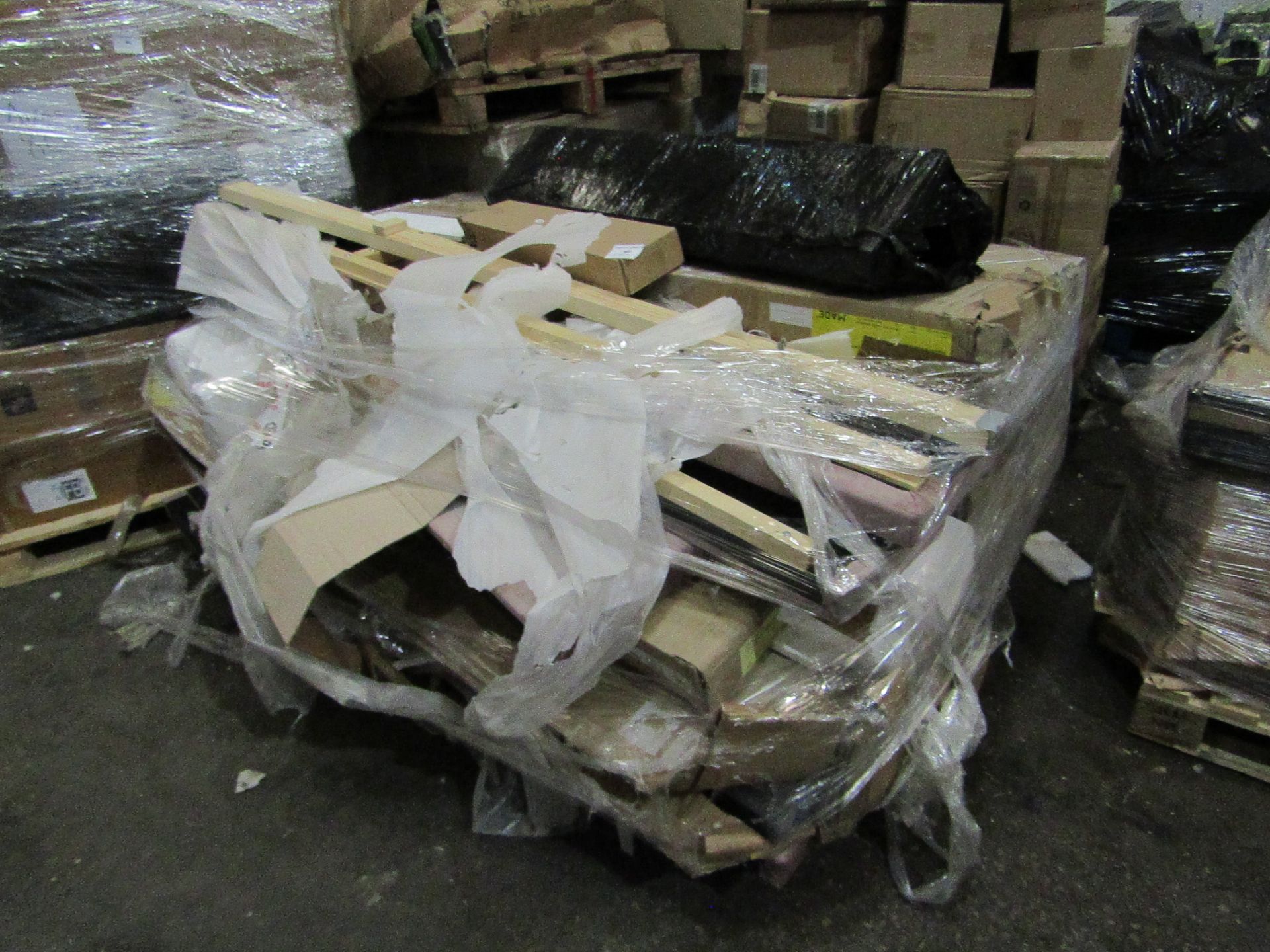 | 1X | PALLET OF FAULTY / MISSING PARTS / DAMAGED RAW CUSTOMER RETURNS MADE.COM STOCK UNMANIFESTED |