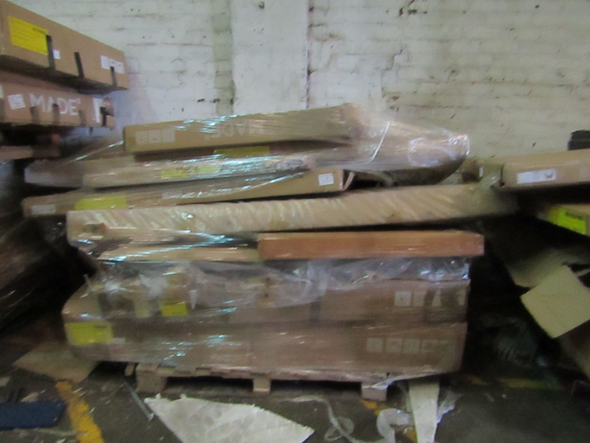 | 1X | PALLET OF FAULTY / MISSING PARTS / DAMAGED CUSTOMER RETURNS MADE.COM STOCK UNMANIFESTED |