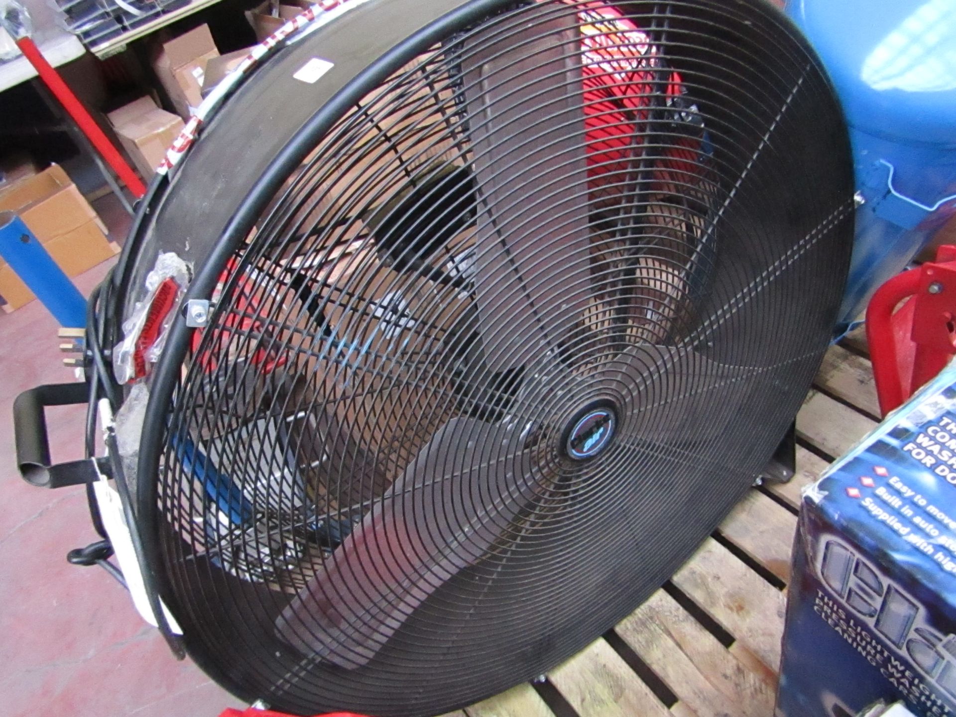 1x CL FAN- CAMAX30 230V 494 This lot is a Machine Mart product which is raw and completely unchecked