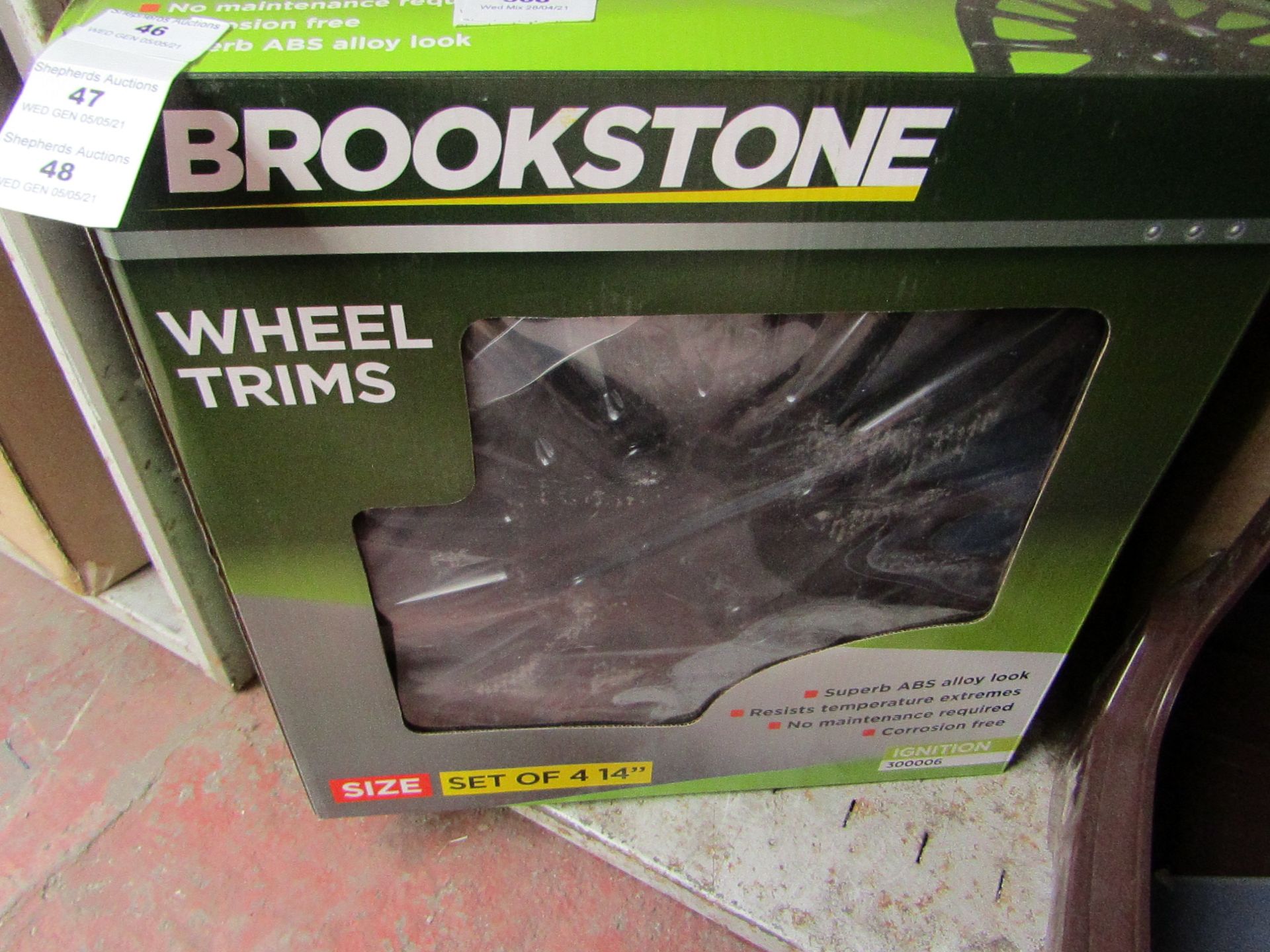 Brookstone - Ignition 14" Set Of 4 Wheel Trims - Unchecked & Boxed.