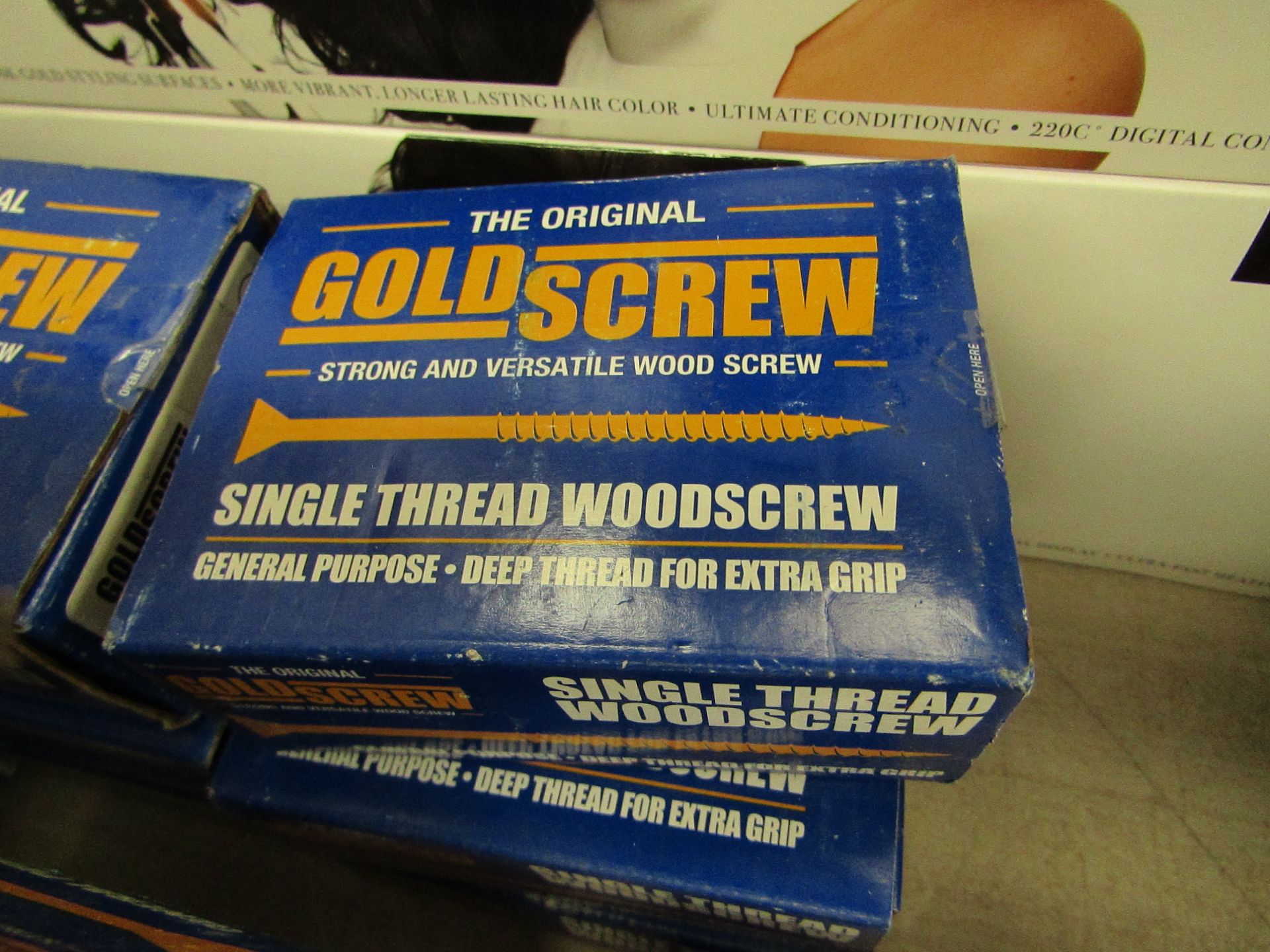 3x The Original Gold Screw - Single Thread Woodscrew 3.5 x 40mm (200 Per Box) - Unused & Boxed.