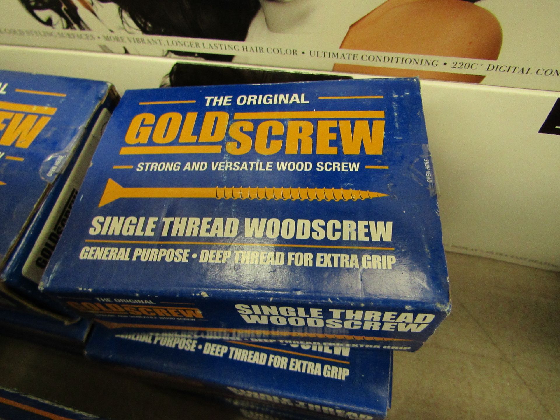 3x The Original Gold Screw - Single Thread Woodscrew 3.5 x 40mm (200 Per Box) - Unused & Boxed.