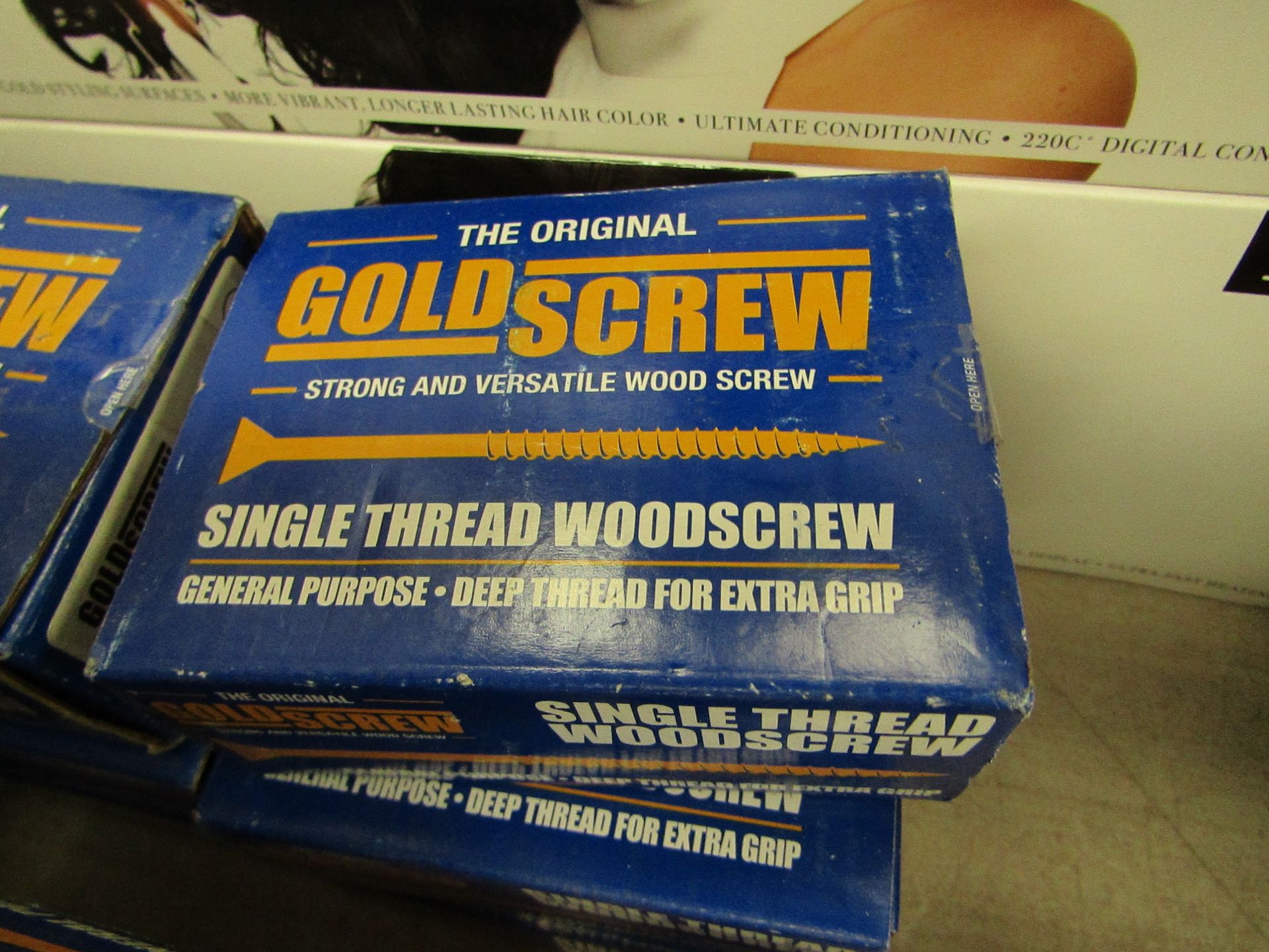 3x The Original Gold Screw - Single Thread Woodscrew 3.5 x 40mm (200 Per Box) - Unused & Boxed.