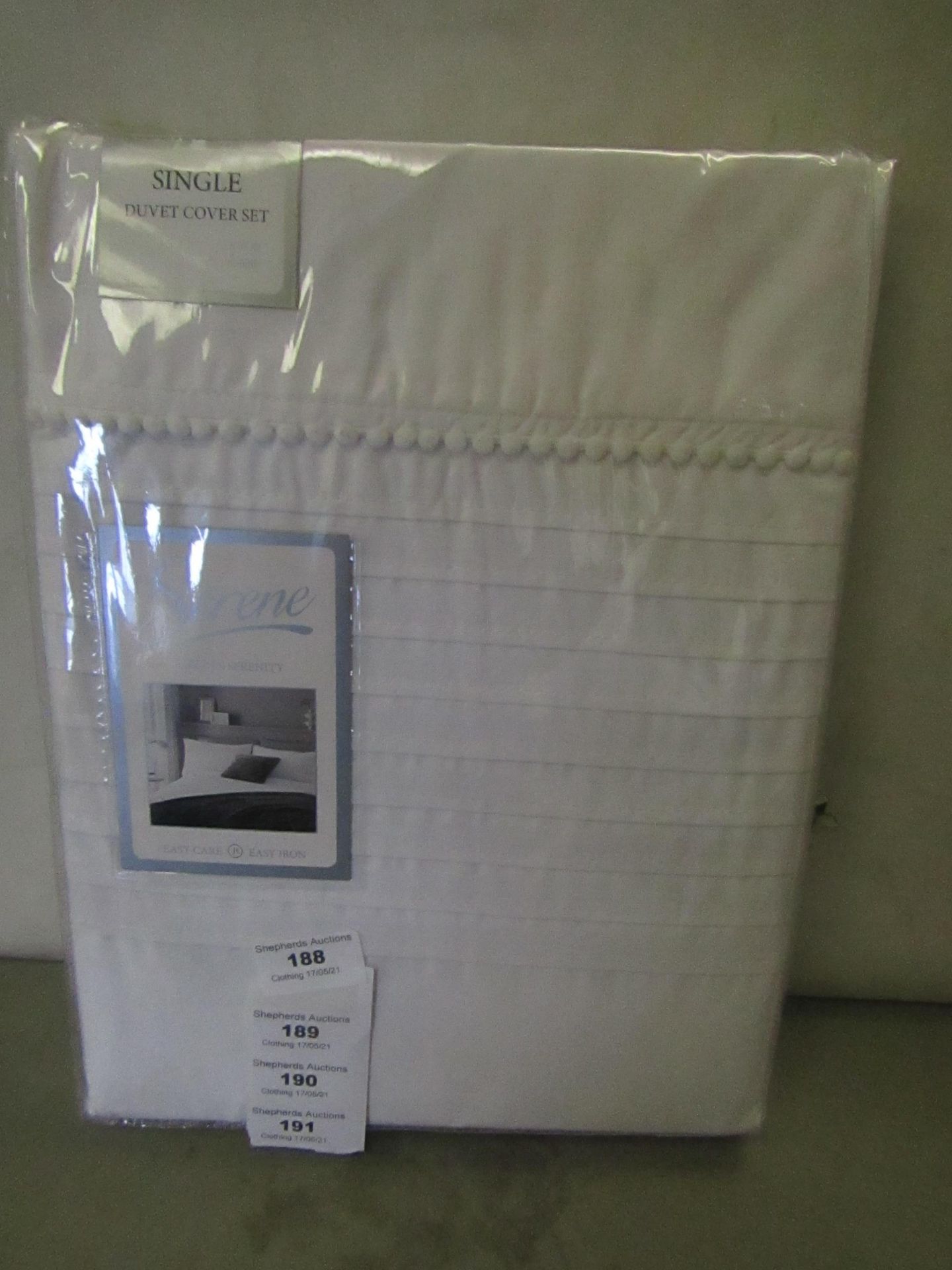 Serene Single Duvet Cover Set,Inc..1 X Cover & 1 X Standard Pillowcase,Pom Pom White New & Packaged