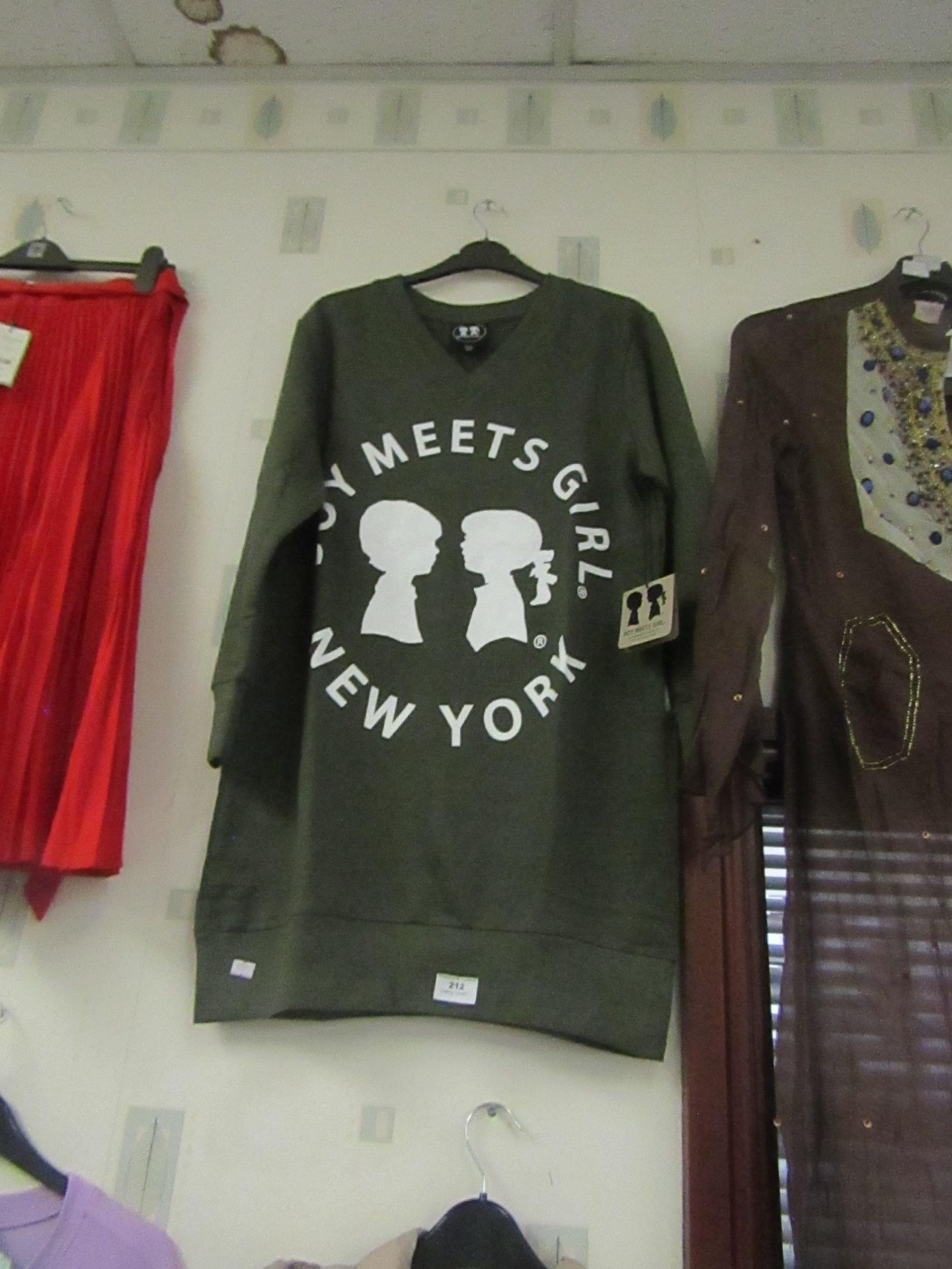 Boy Meets Girl Long Sweatshirt Green Size X/S New With Tags