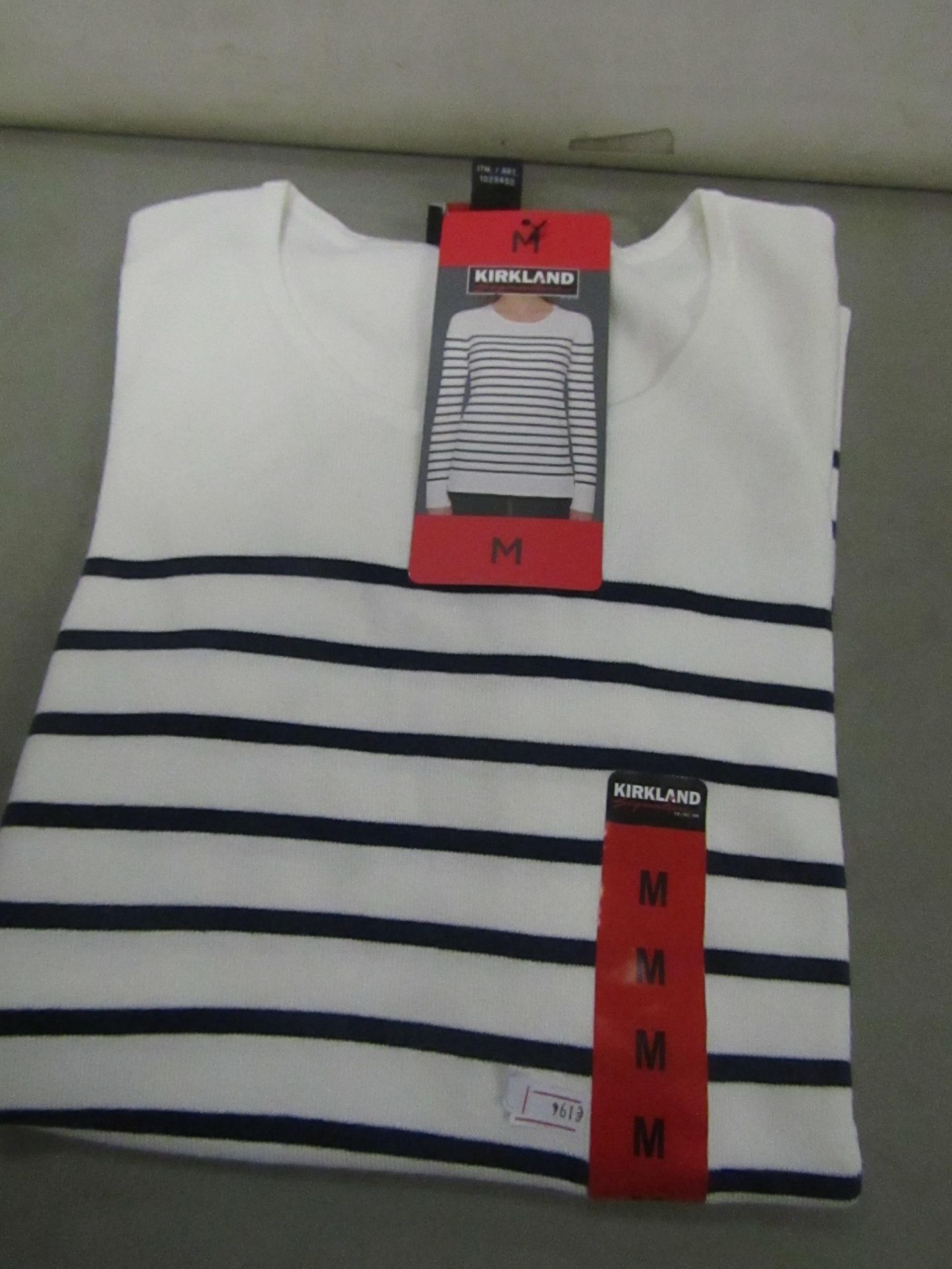 Kirkland Signature Ladies Crew Neck Sweater Cream/Navy Stripe Size M New With Tags