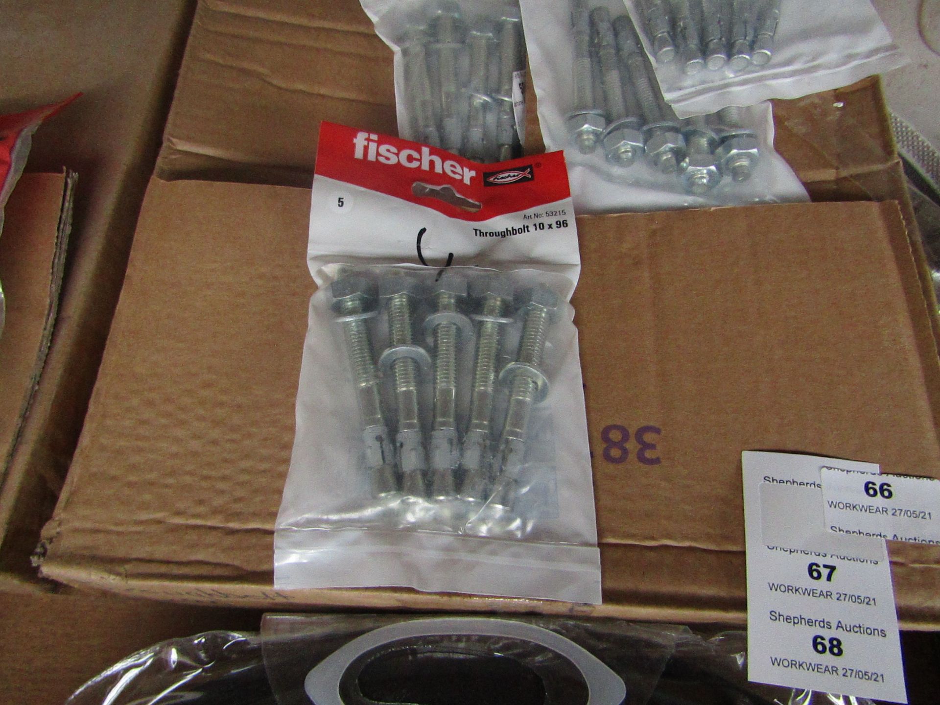 6x Packs of Fischer throughbolts 10 x 96, new and packaged.