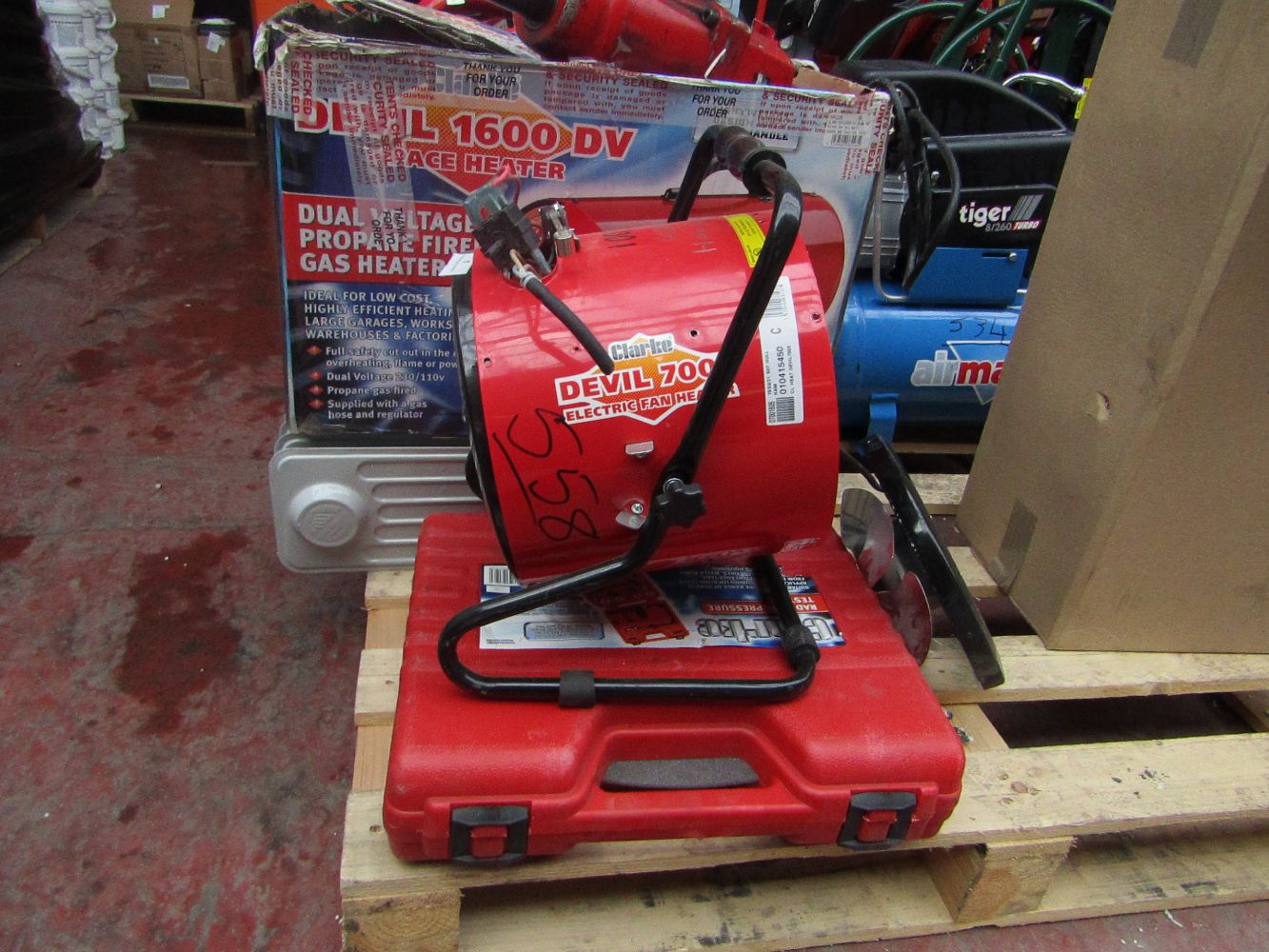 Tool Auction Containing; Machine Mart, ScrewFix, Paint and Much More!