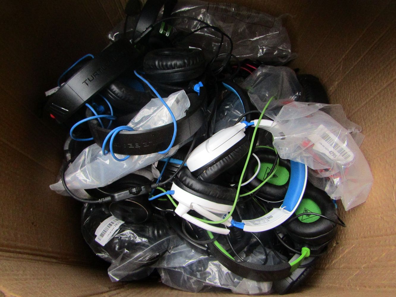 Gaming & Tech Auction with Toshiba TV's, Turtle Beach Headphones & Much More !