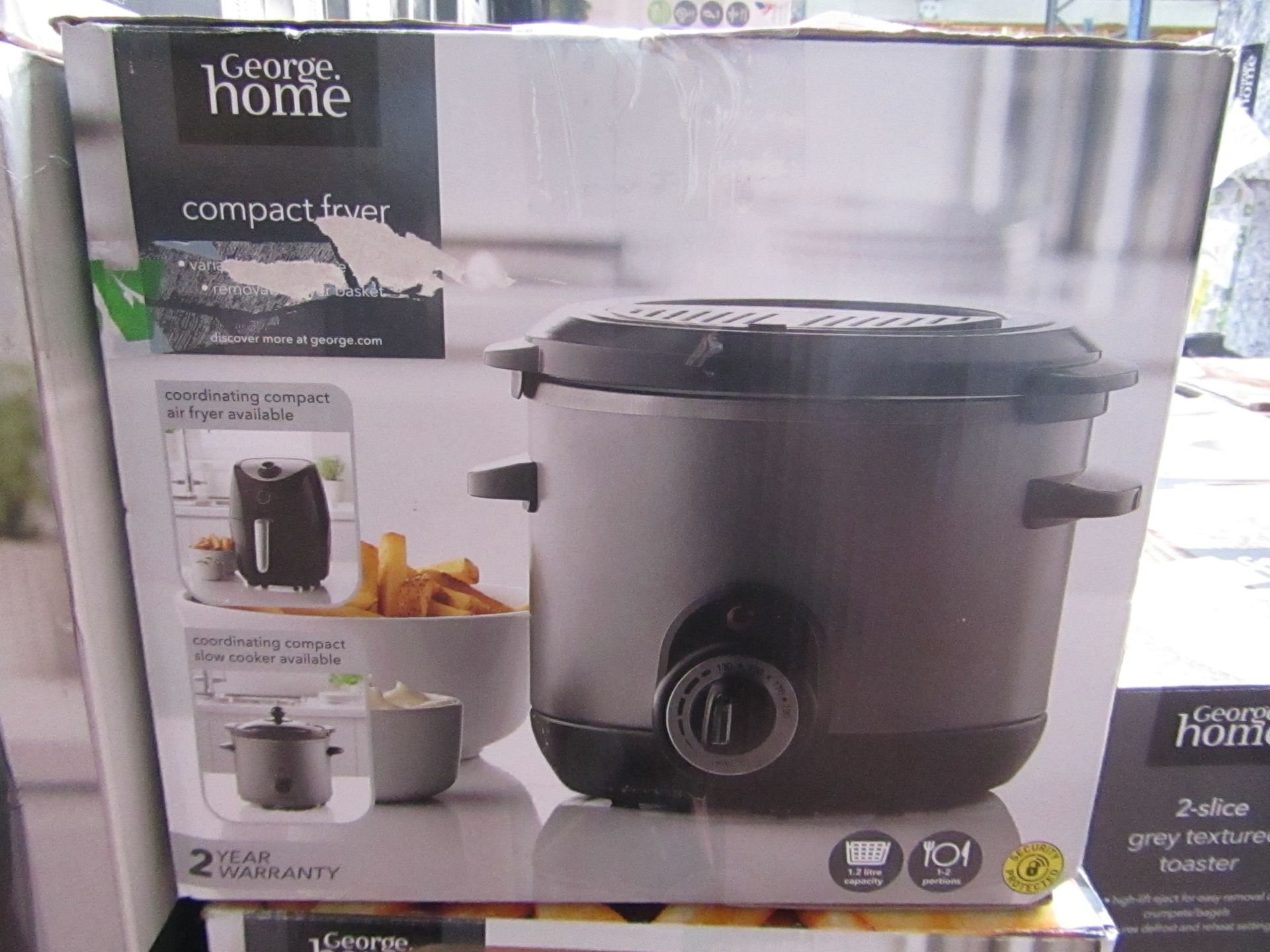 | 4X | COMPACT FRYER, 1.2L | UNCHECKED & BOXED | NO ONLINE RESAALE | SKU C054781630616 | LOAD