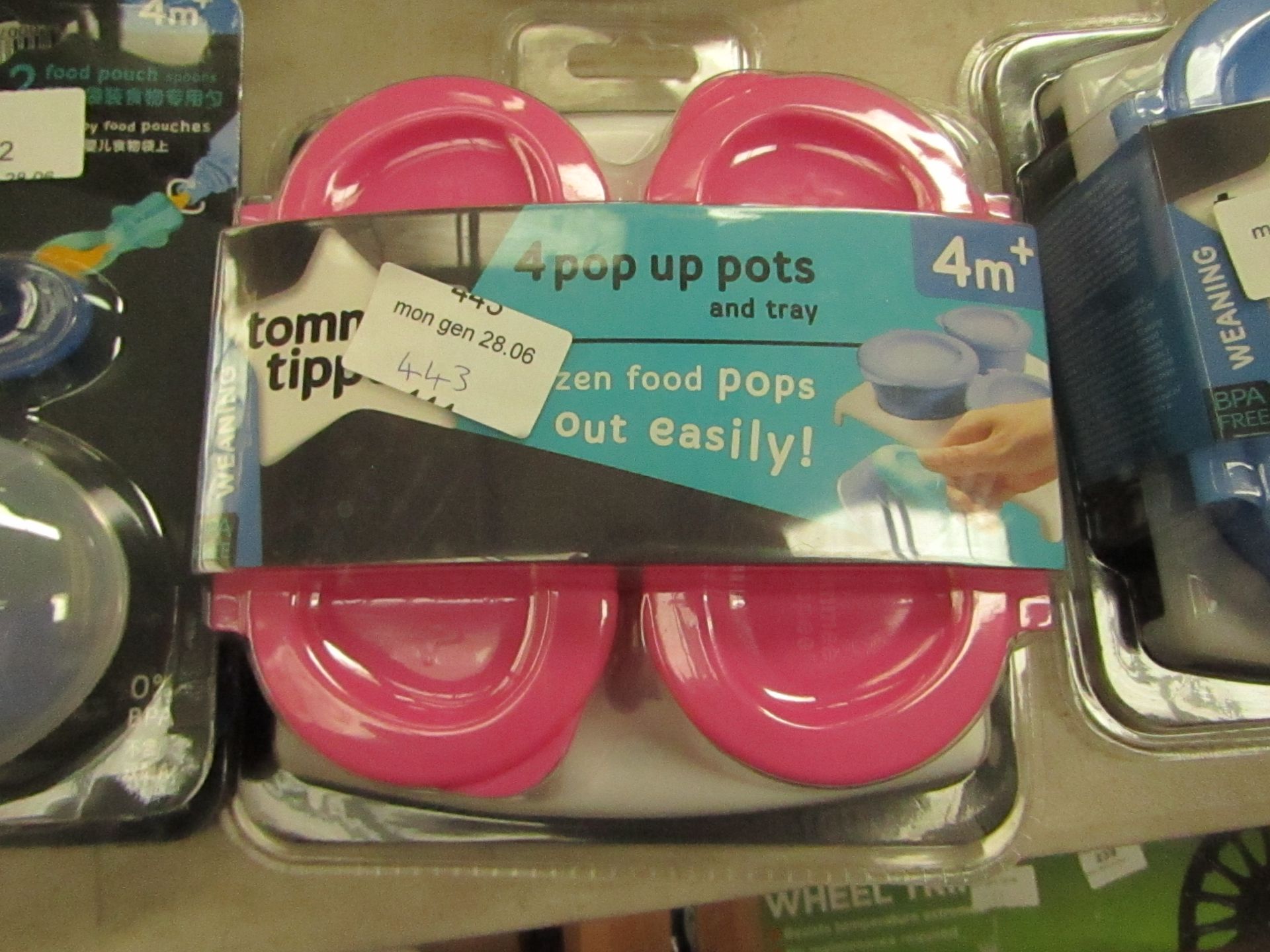 1x tommee tippee - 4 pop up pots and trays - new & packaged.