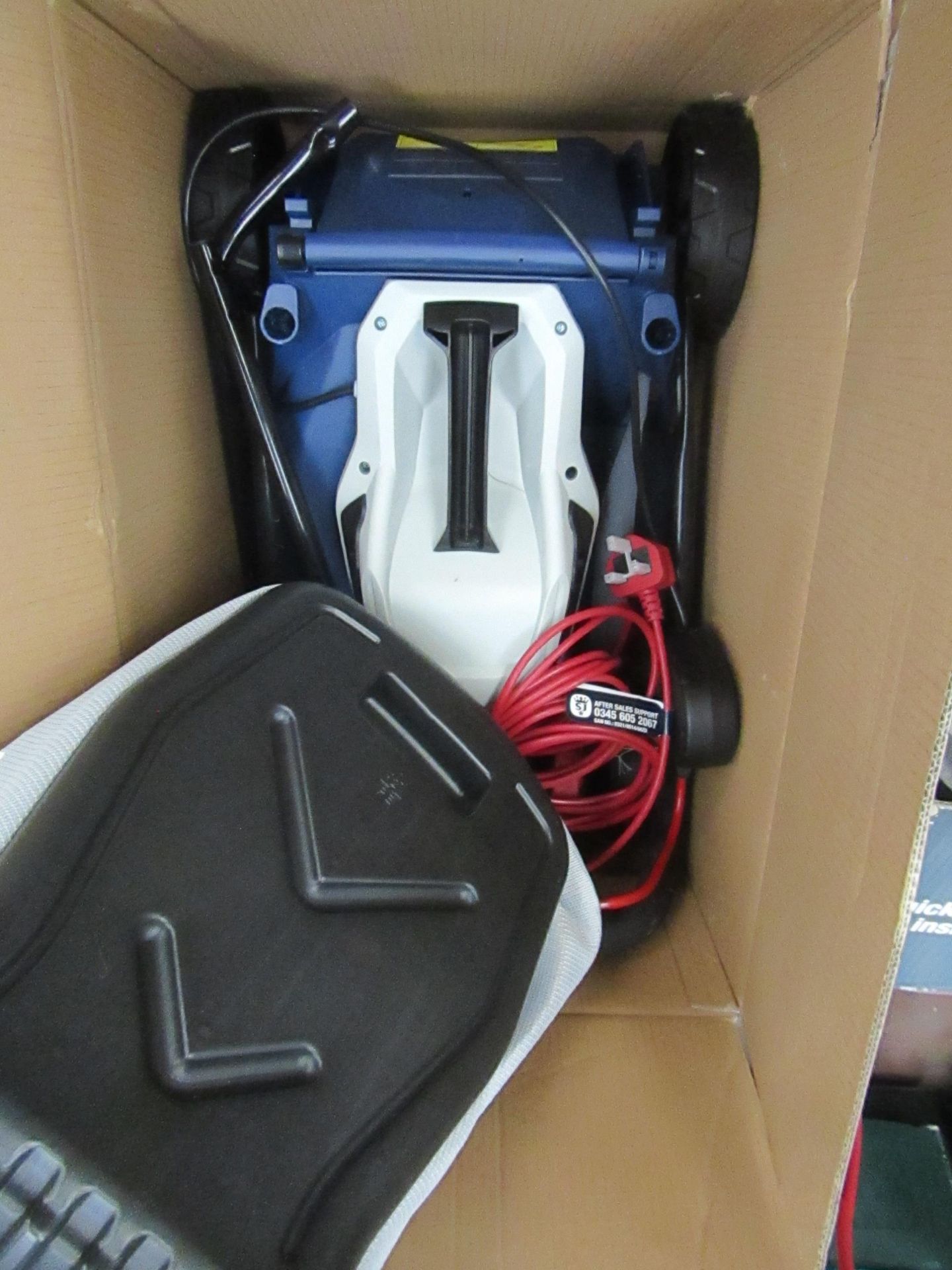 Spear and Jackson 1200w Lawn Mower, tested working with box , RRP £70, please see lot 0 for