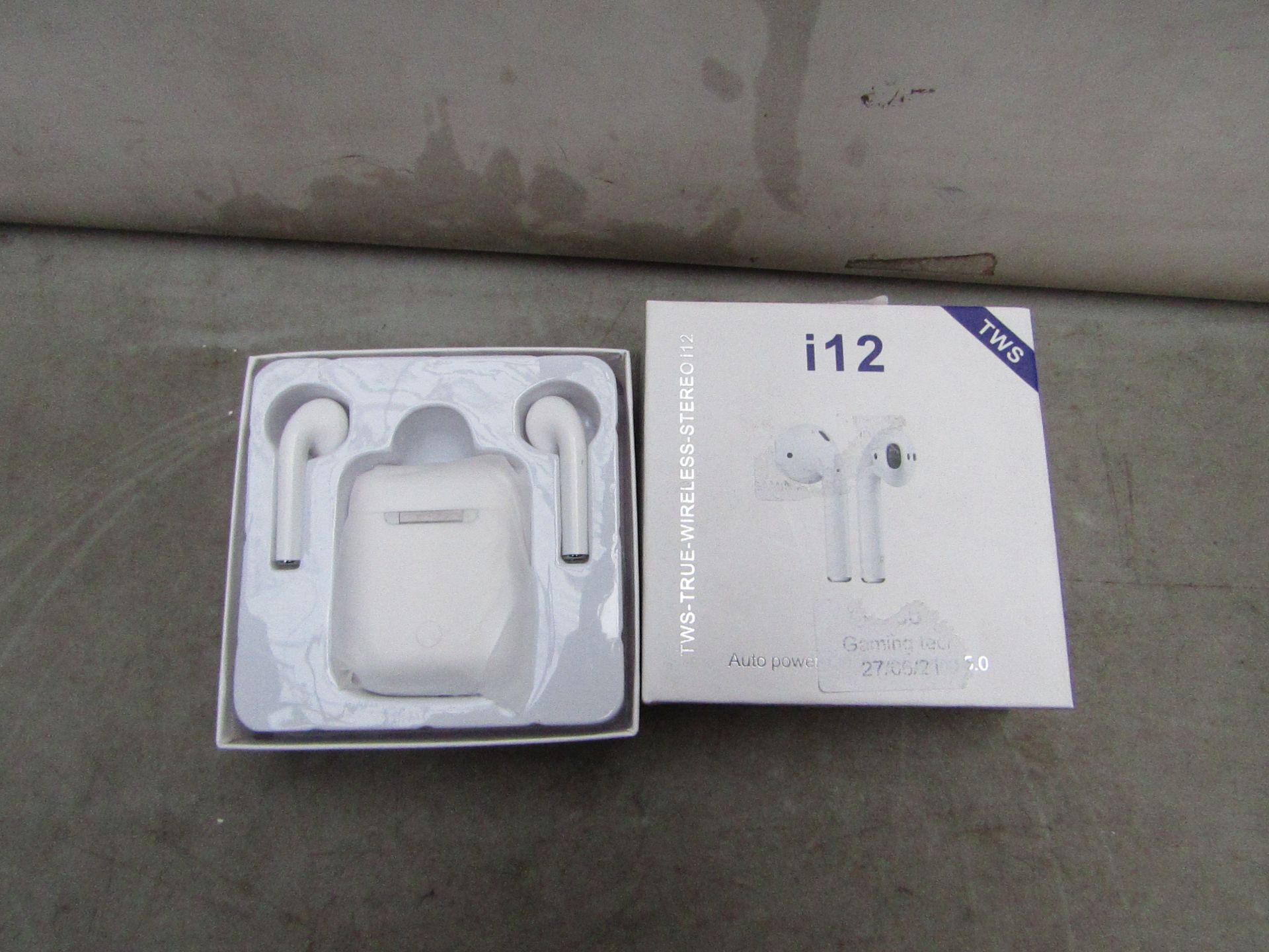 TWS - True Stereo Wireless Earbuds ( Auto Pairing 5.0) - Untested & Boxed.