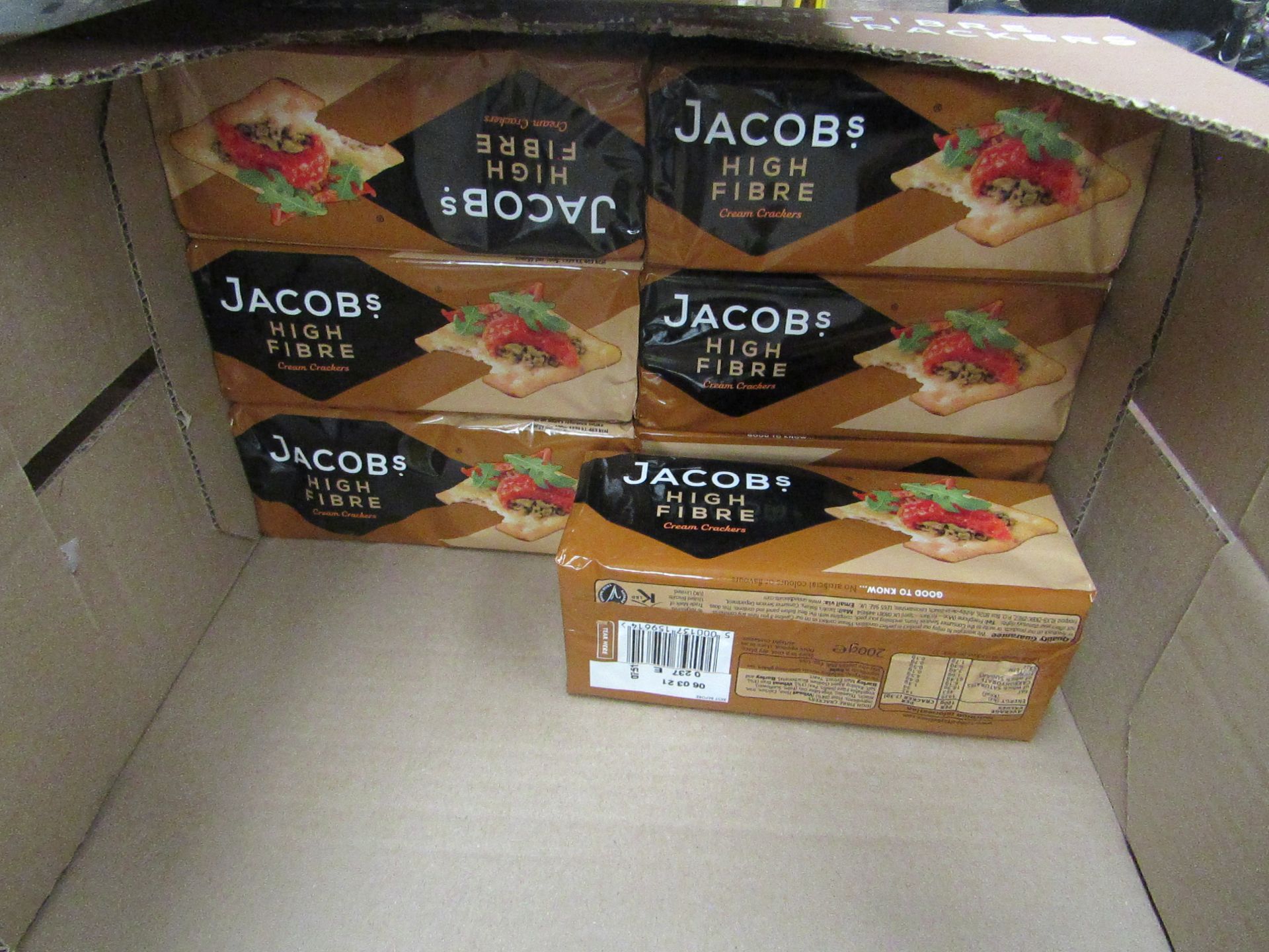 7x Jacobs - High Fibre Cream Crackers 200g Packs - BBD 06/03/21 - Box Opened, Packs Sealed.