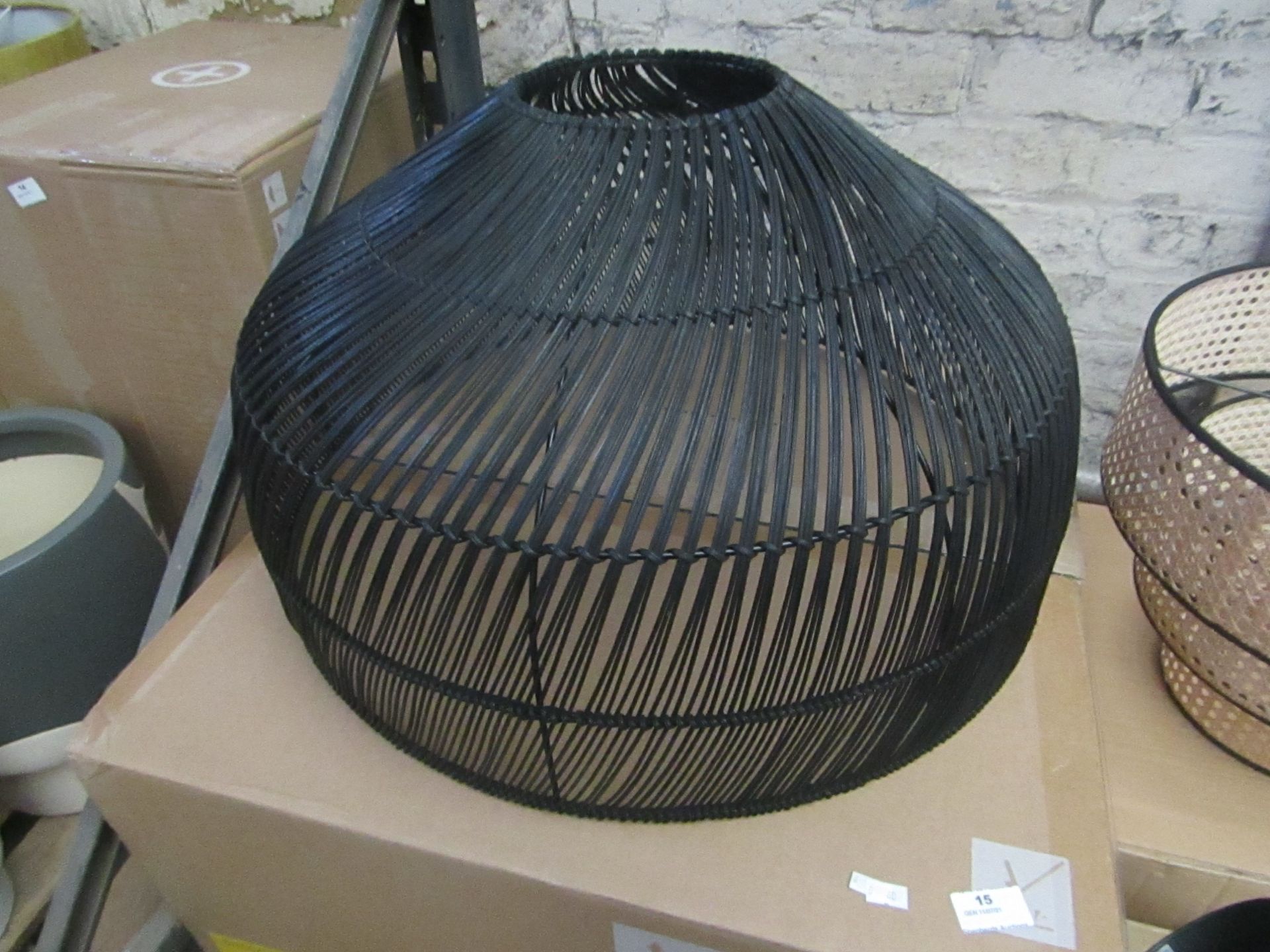 1 x Made.com Java Lamp Shade Extra Large Black RRP £69 SKU MAD-AP-SHDJAV015BLK-UK TOTAL RRP £69 This