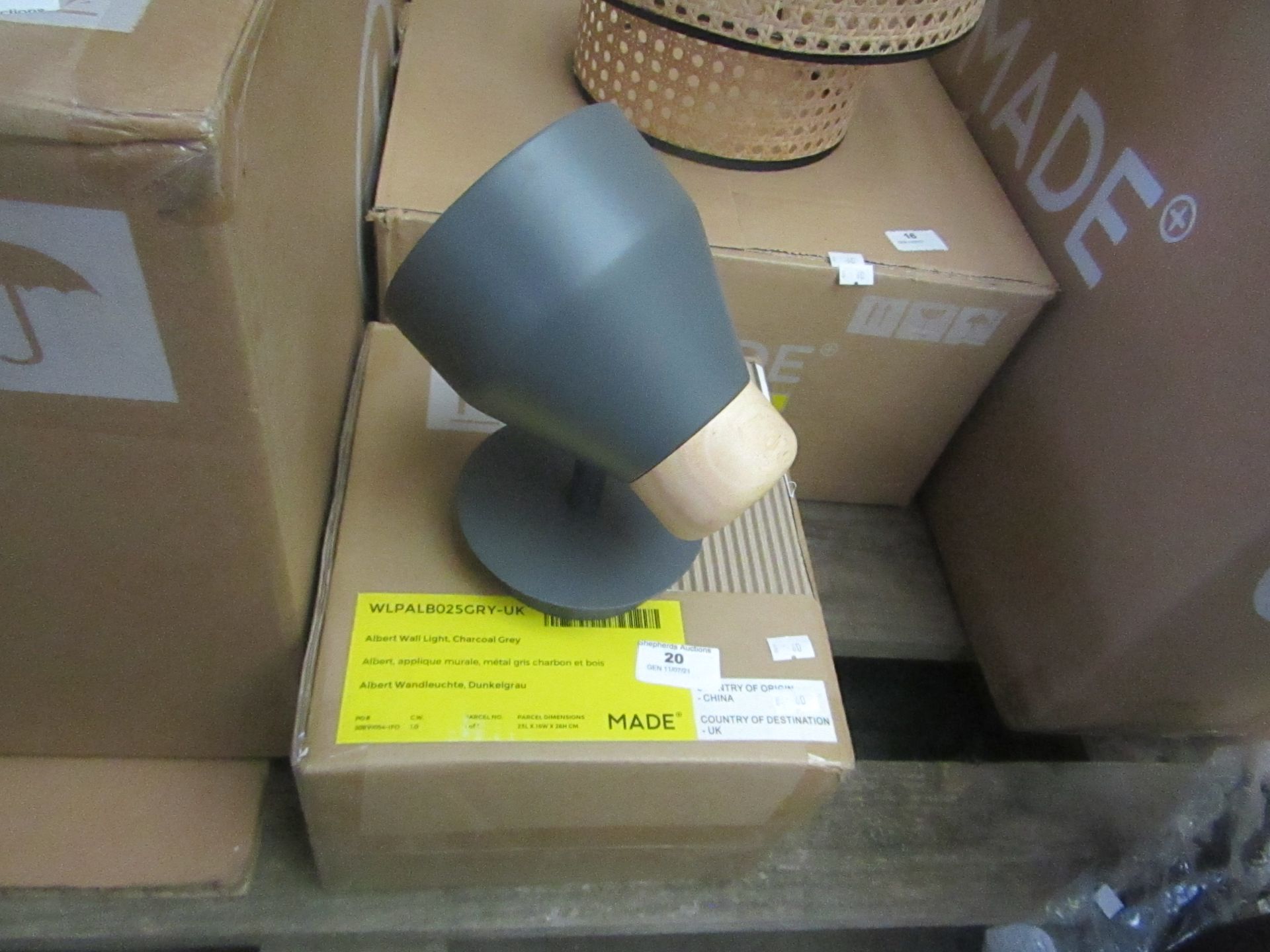 1 x Made.com Albert Wall Light Charcoal Grey RRP £29 SKU MAD-WLPALB025GRY-UK TOTAL RRP £29 This