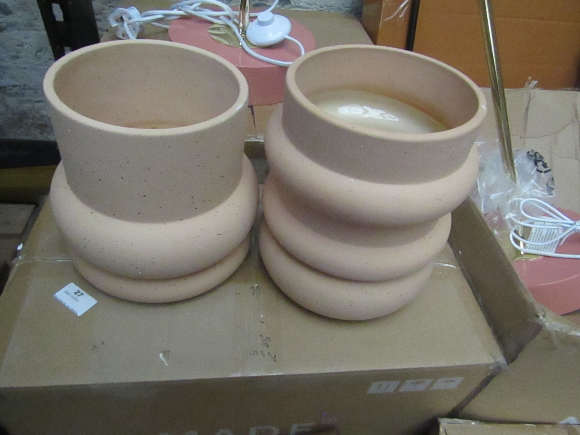 1 x Made.com Bosca Set Of Two Earthenware Planters Sand RRP £39 SKU MAD-IACBOS002PIN-UK TOTAL RRP £