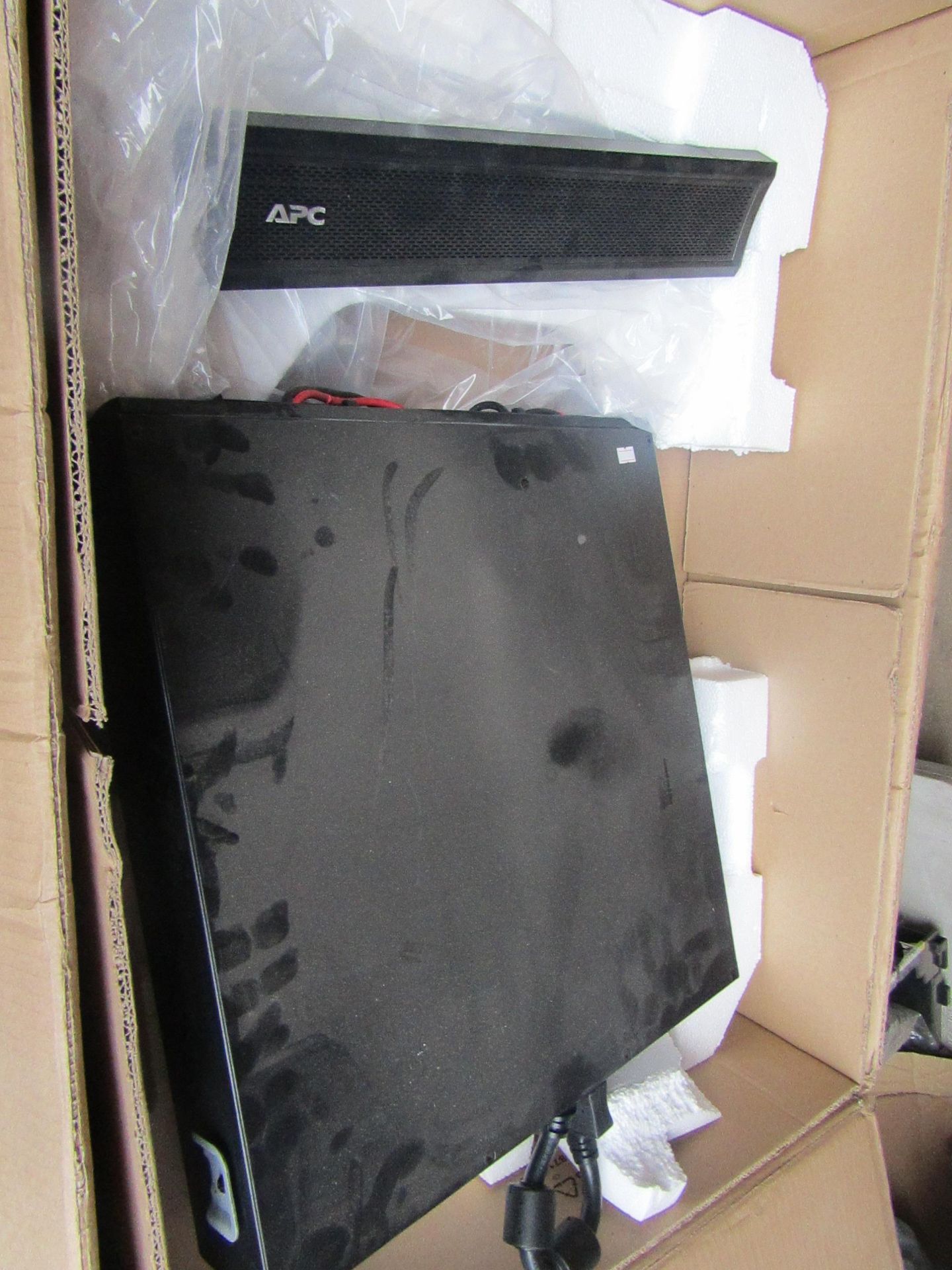 APC SERVER RACK BATTERY BACK UP BOX | UNCHECKED |