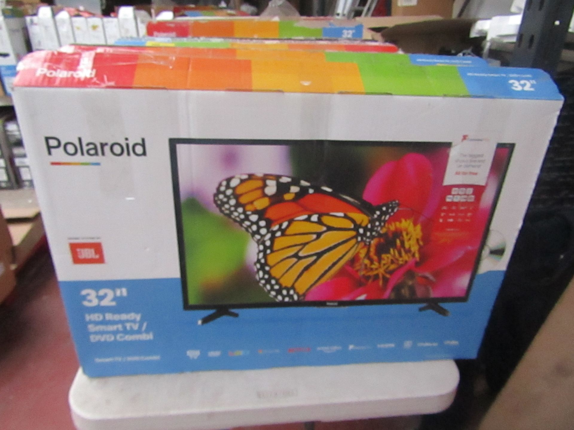 | 1x | POLAROID 32" HD READY SMART TV / DVD COMBI | POWERS ON INCLUDES REMOTE CONTROL & STAND |