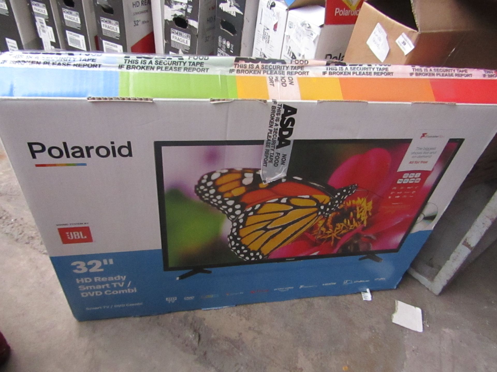 | 1x | POLAROID 32" HD READY SMART TV / DVD COMBI | POWERS ON INCLUDES REMOTE CONTROL & STAND |