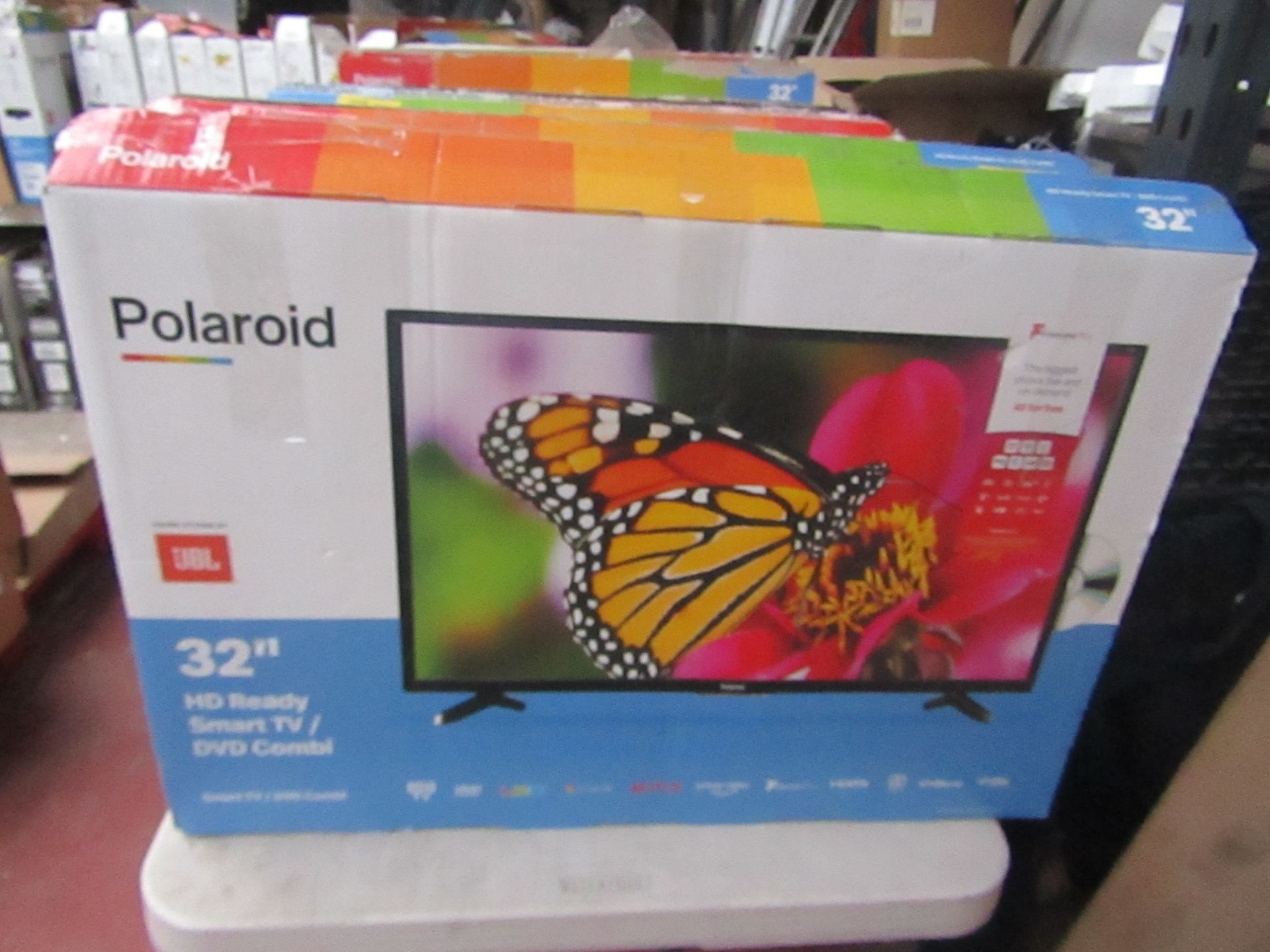 | 1x | POLAROID 32" HD READY SMART TV / DVD COMBI | POWERS ON INCLUDES REMOTE CONTROL & STAND |