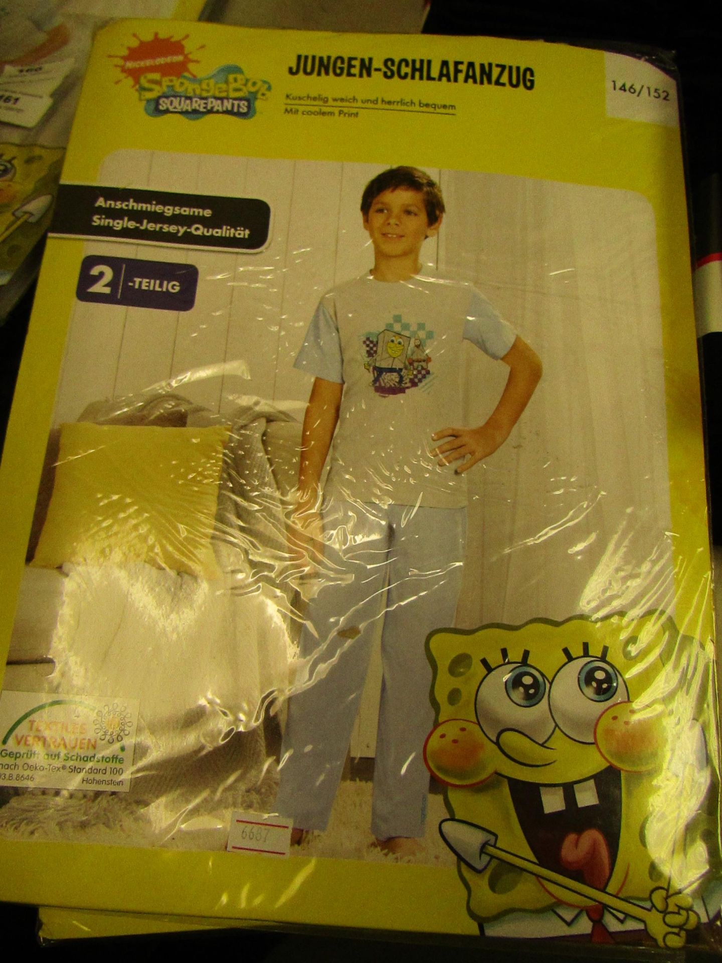 1 x Spongebob Squarepants PJ's size 146/152 new & packaged