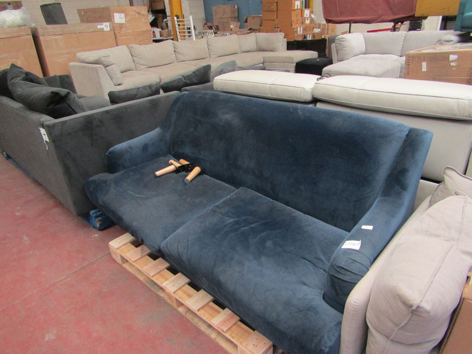 1 x Made.com Ariana 3 Seater Sofa Sapphire Velvet RRP Â£799 SKU MAD-SOFARI038BLU-UK TOTAL RRP Â£