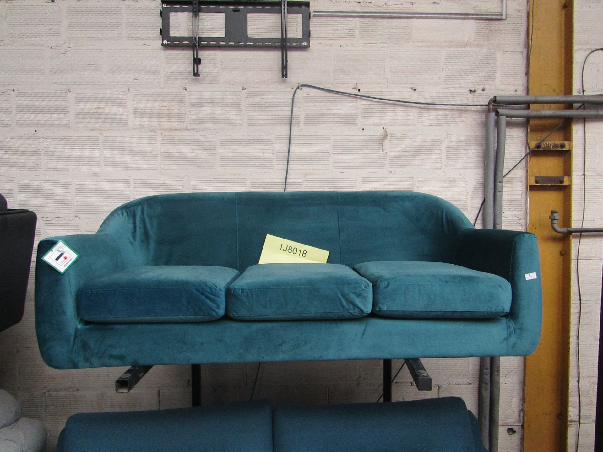 1 x Made.com Walker 3 Seater Sofa Orleans Blue RRP Â£599 SKU MAD-SOFBOD004BLU-UK TOTAL RRP Â£599