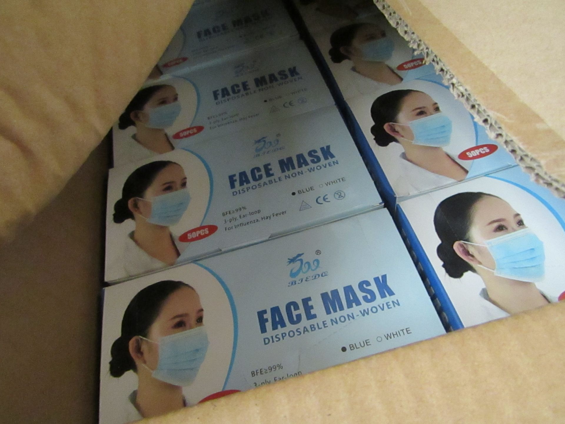 Box of 50x face disposal mask - New & Boxed.