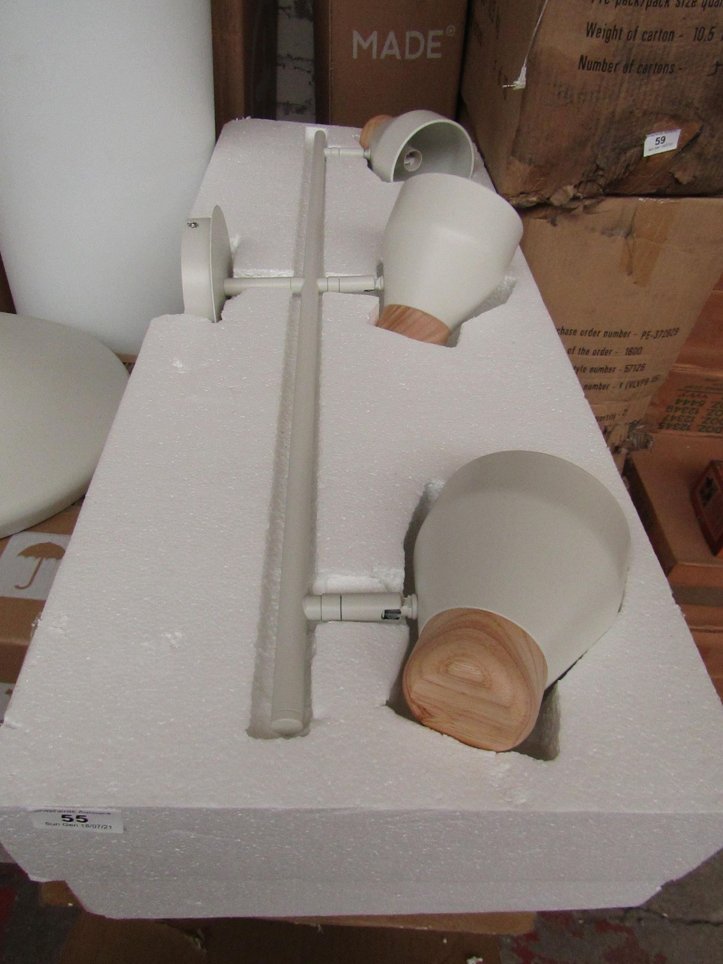 | 1x | MADE.COM ALBERT CEILING SPOTLIGHT BAR | LOOKS UNUSED (NO GUARANTEE) AND BOXED | RRP œ89 |