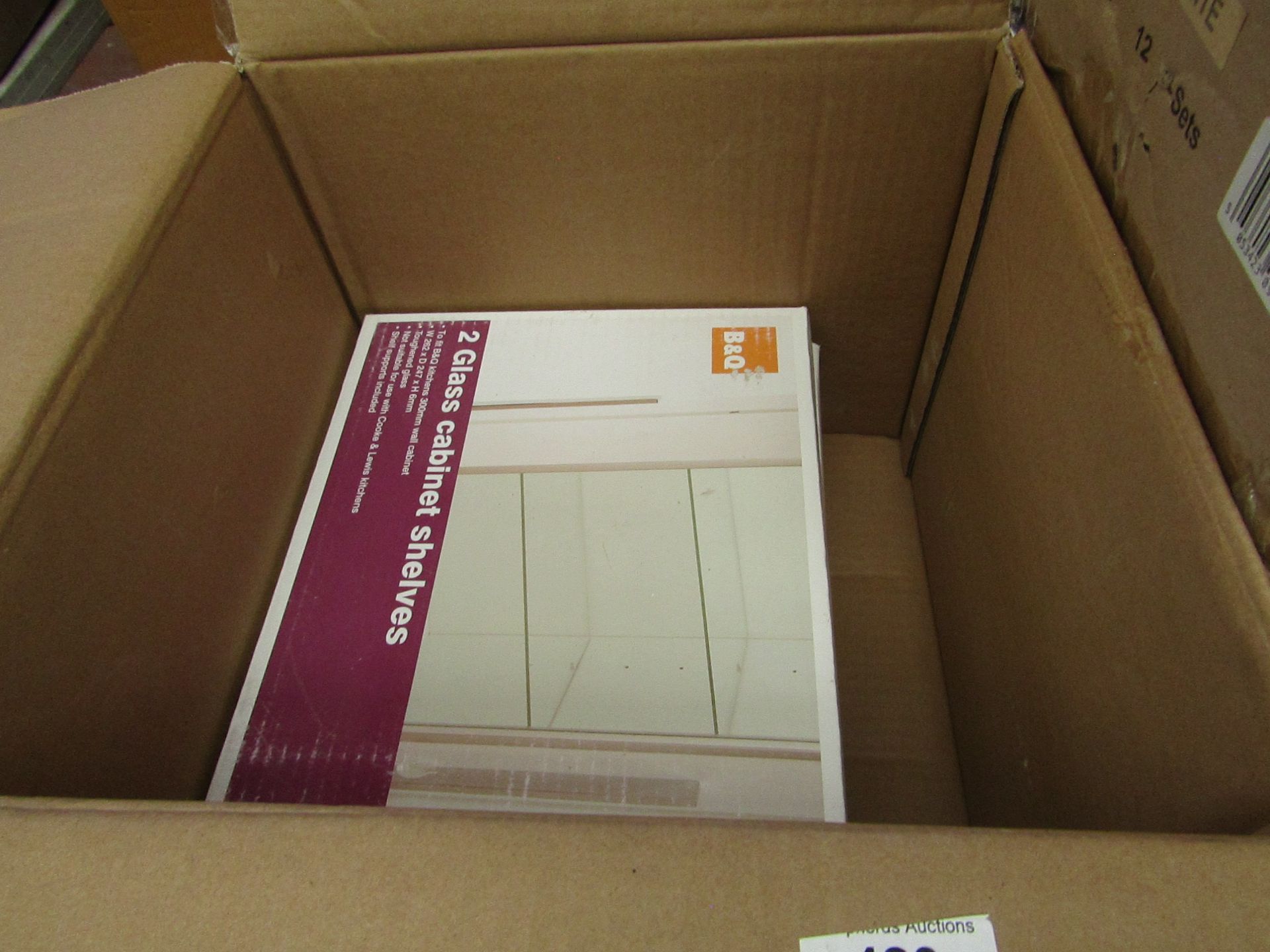 5x B&Q 2 glass cabinet shelves 262 x 247mm, unchecked and boxed.