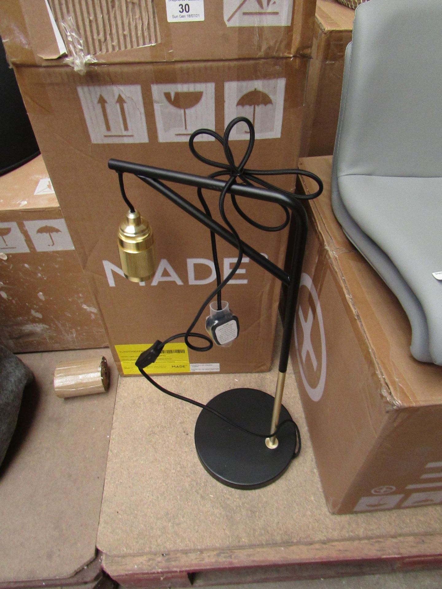 1 x Made.com Othello Table Lamp Black and Brushed Brass RRP œ49 SKU MAD-TLPOTH002ZBR-UK TOTAL RRP