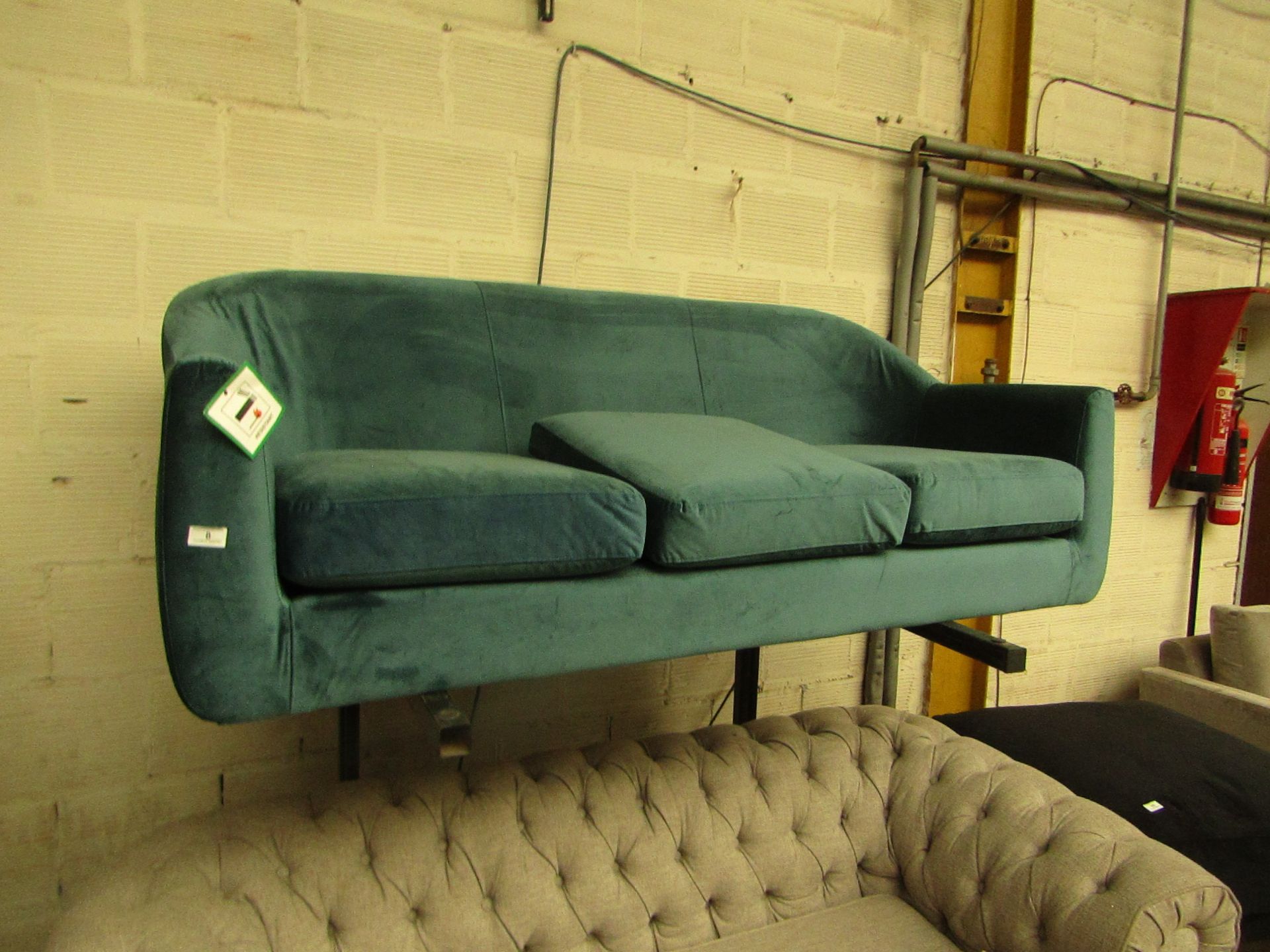 1 x Made.com Walker 3 Seater Sofa Orleans Blue RRP ¶œ599 SKU MAD-SOFBOD004BLU-UK TOTAL RRP ¶œ599