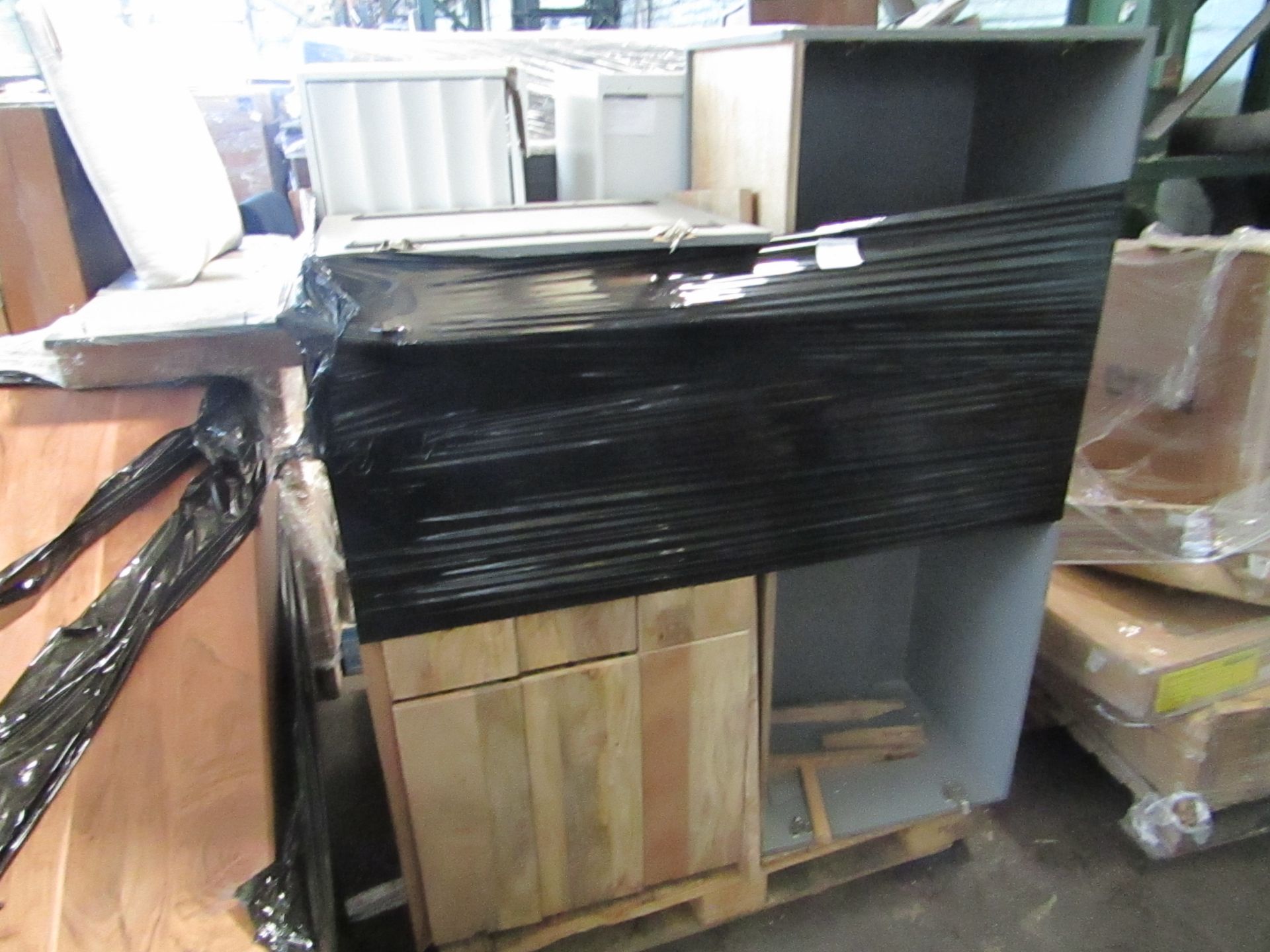 | 1X | PALLET OF FAULTY / MISSING PARTS / DAMAGED CUSTOMER RETURNS SWOON STOCK UNMANIFESTED | PALLET