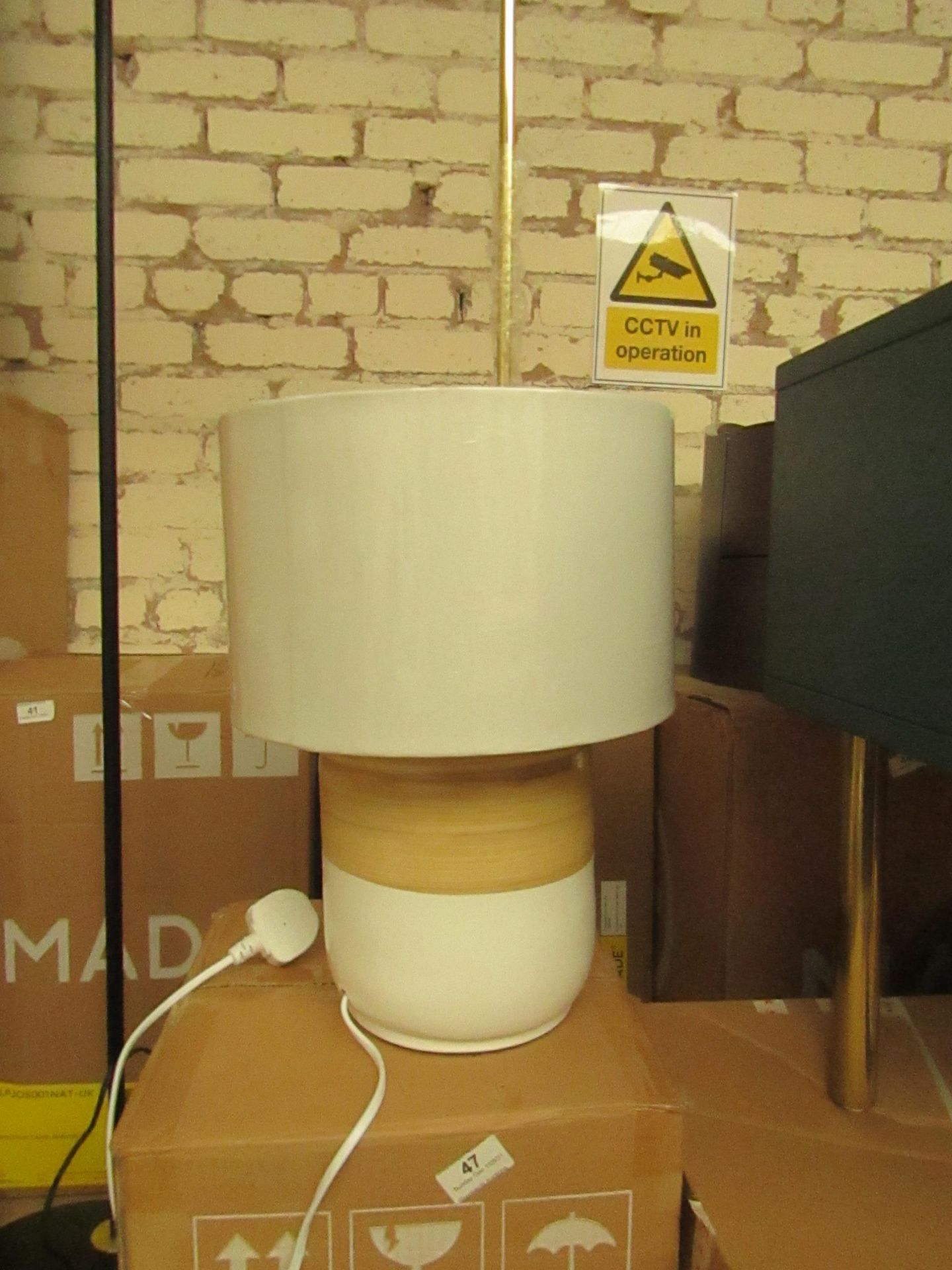 1 x Made.com Todd Table Lamp White & Bamboo RRP £39 SKU MAD-TLPTOD004WHT-UK TOTAL RRP £39 This lot